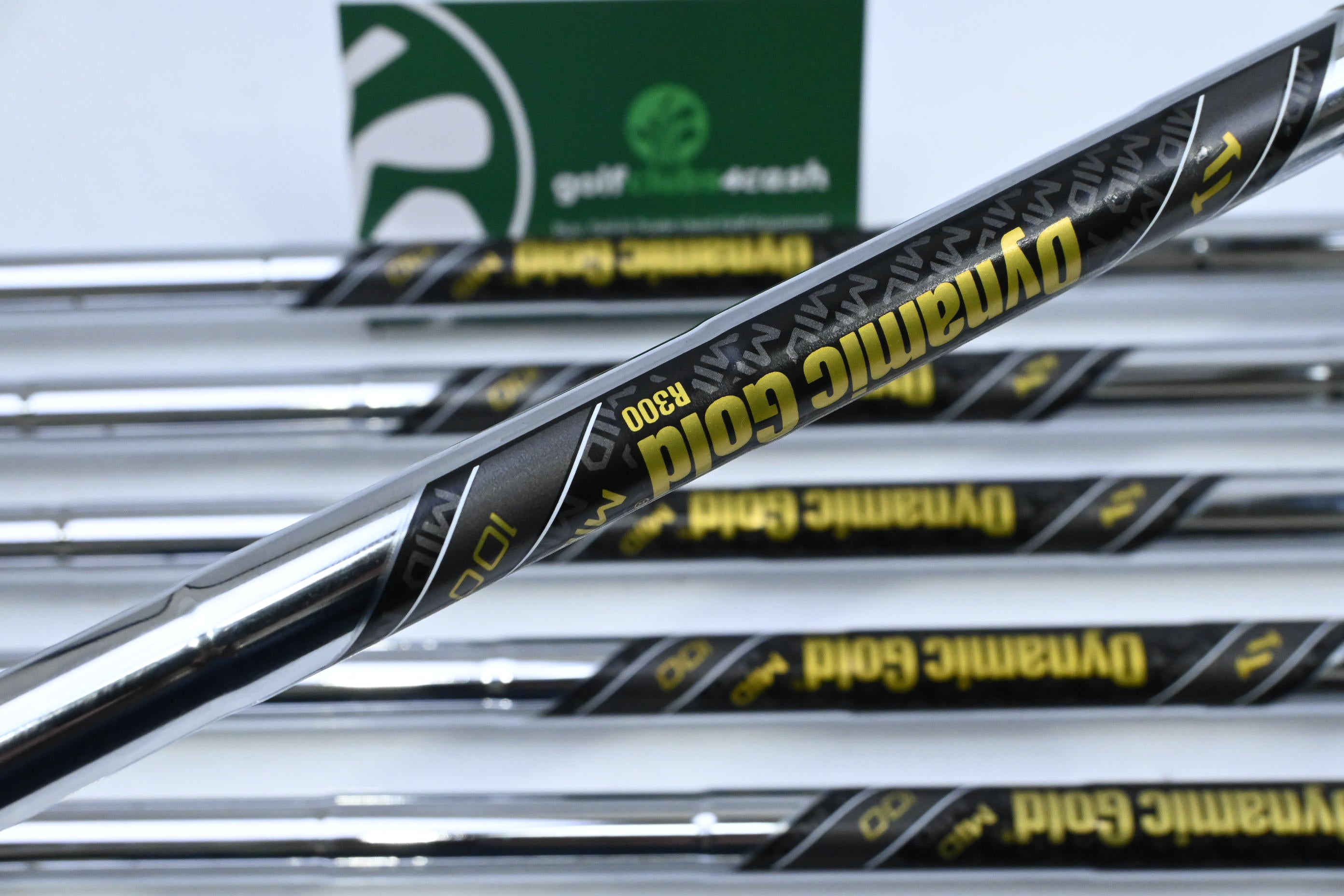 Callaway Apex Ai200 Irons / 4-PW / Regular Flex Dynamic Gold Mid 100 R300 Shafts
