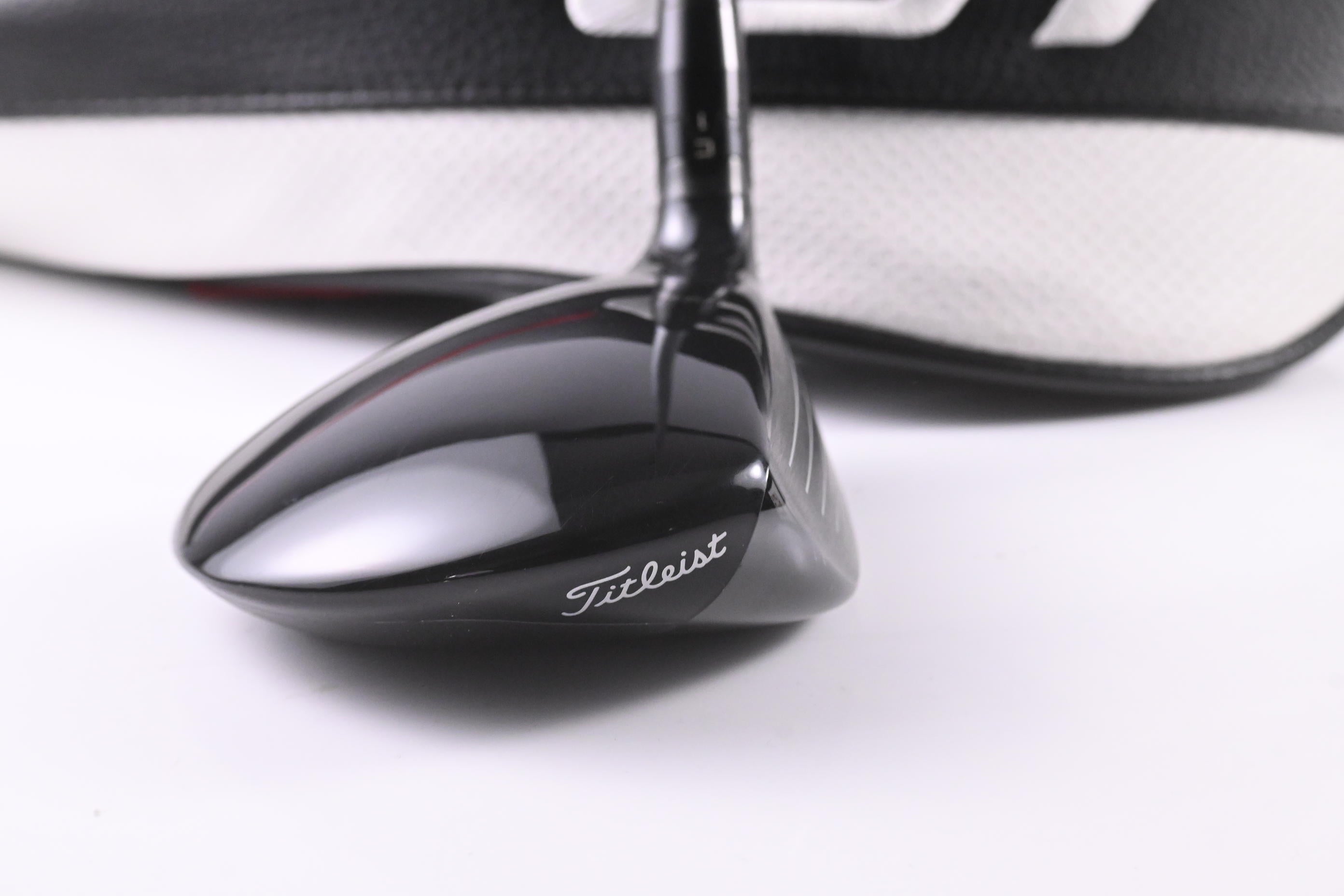 Titleist GT1 #5 Wood / 18 Degree / Regular Flex Fujikura Air Speeder 40 Shaft