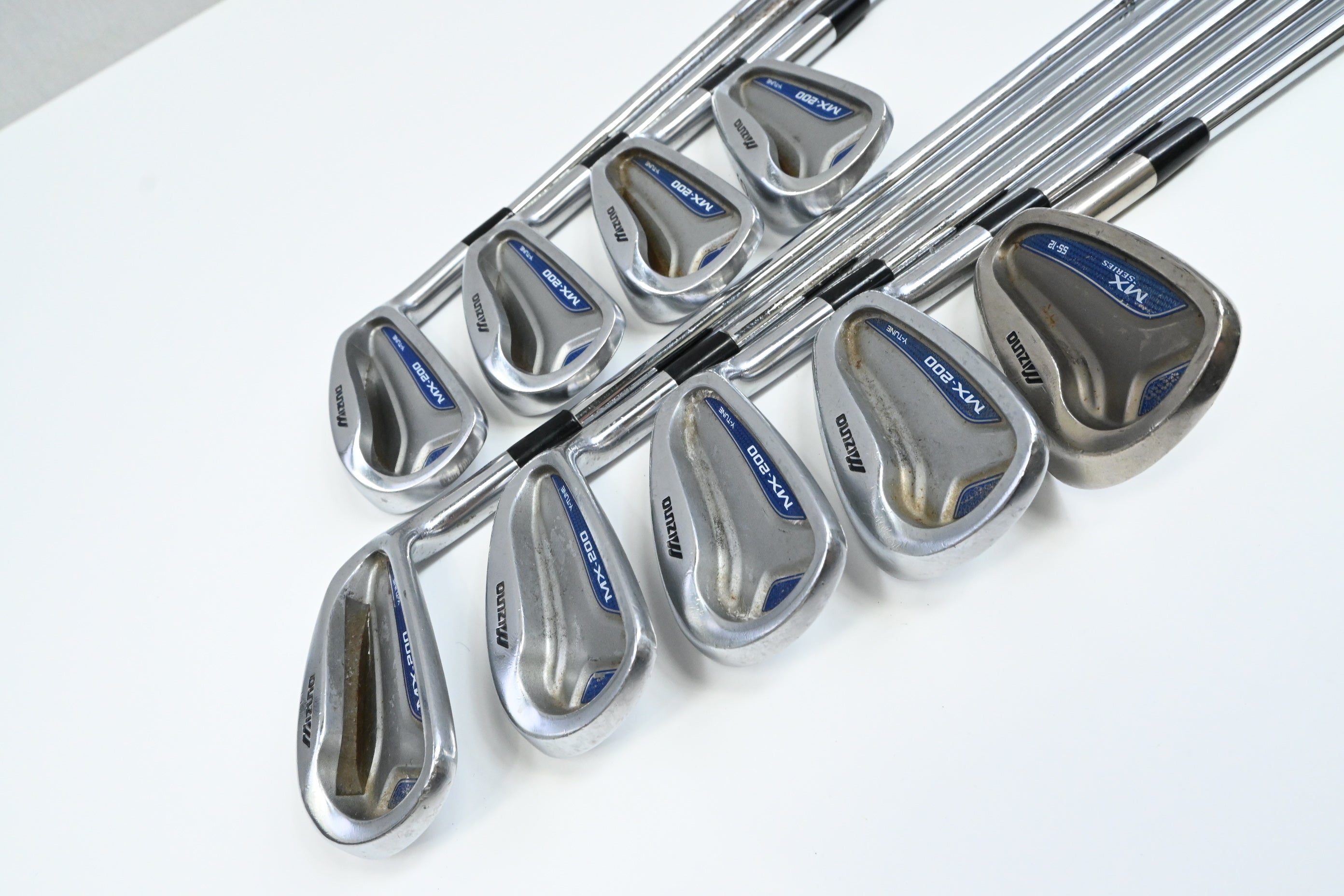 Mizuno MX-200 Irons / 3-PW+55° / Regular Flex Dynamic Gold XP R300 Shafts
