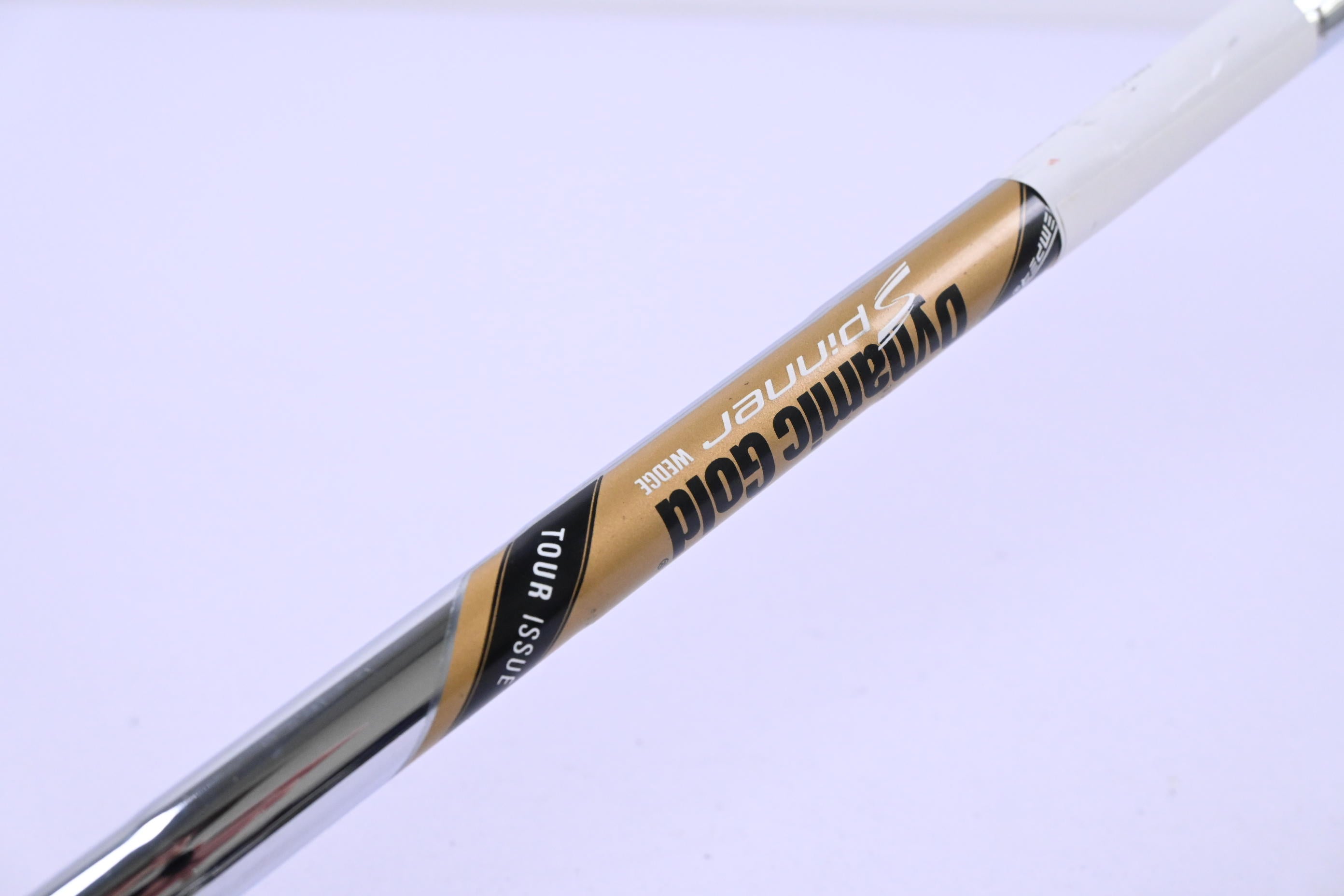 Cleveland RTX ZipCore Gap Wedge / 52 Degree / Wedge Flex Dynamic Gold Spinner