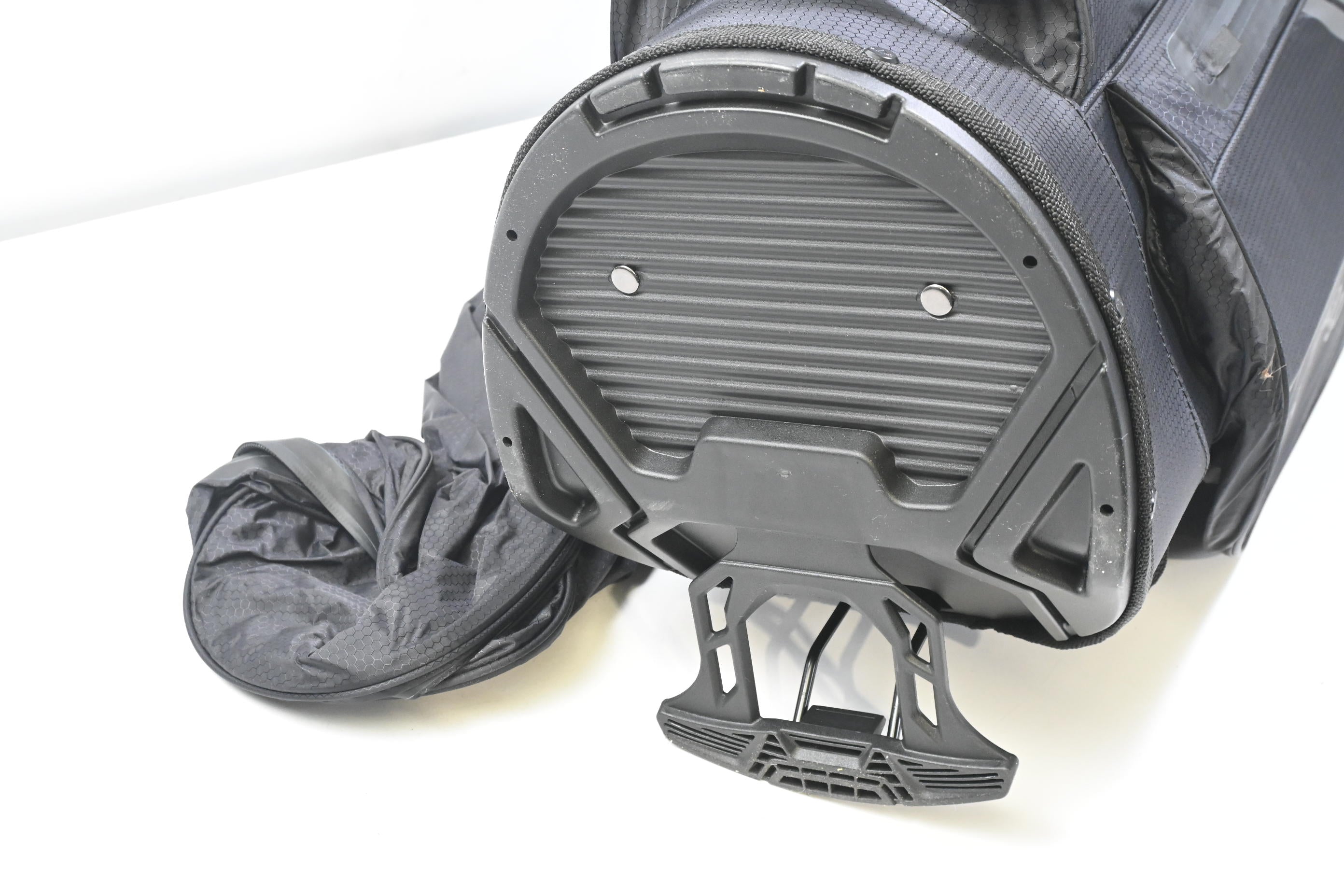 Callaway Chase Dry Stand Bag / 4-Way Divider / Black