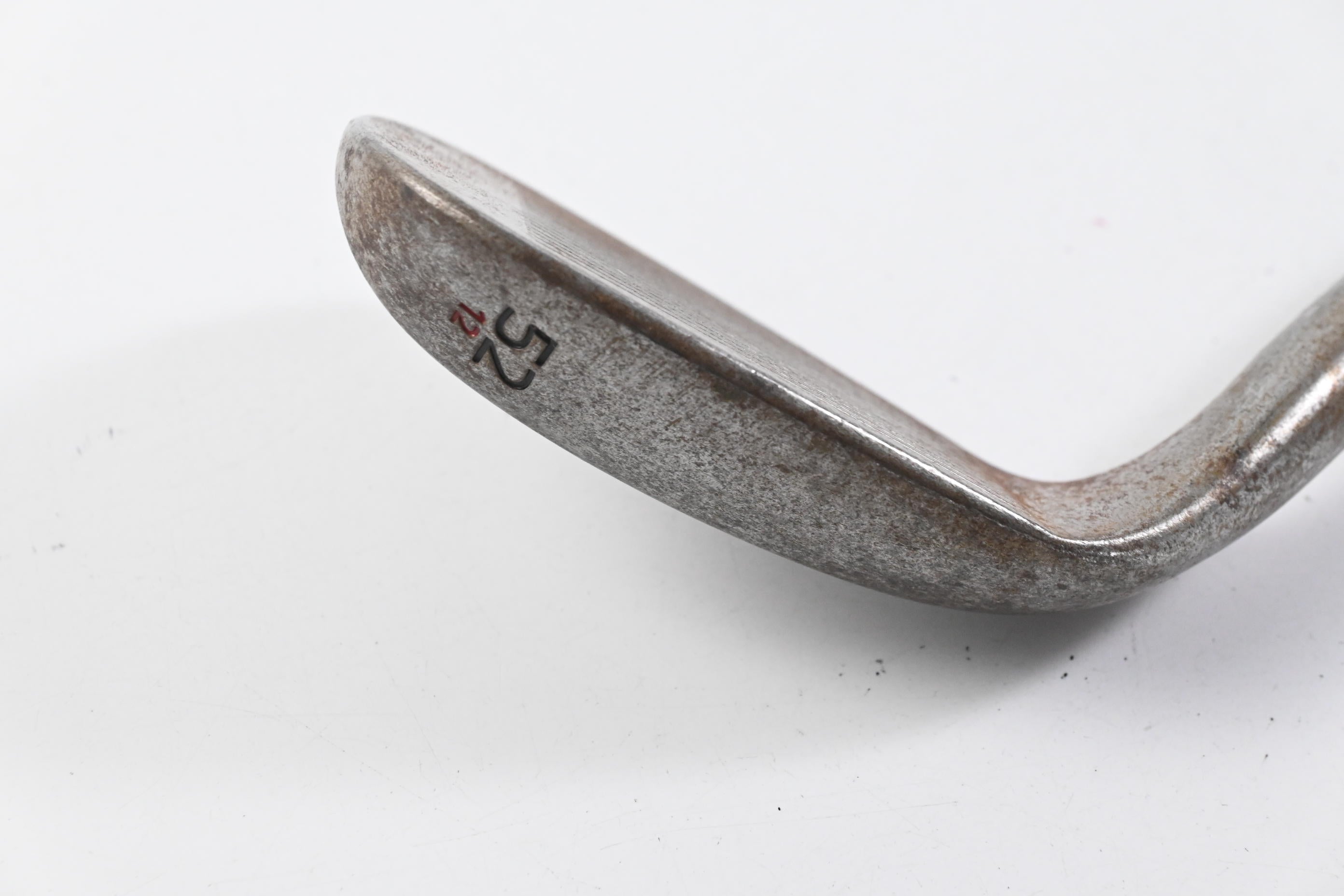 Titleist Vokey SM5 Gap Wedge / 52 Degree / X-Flex UST Recoil Prototype 125