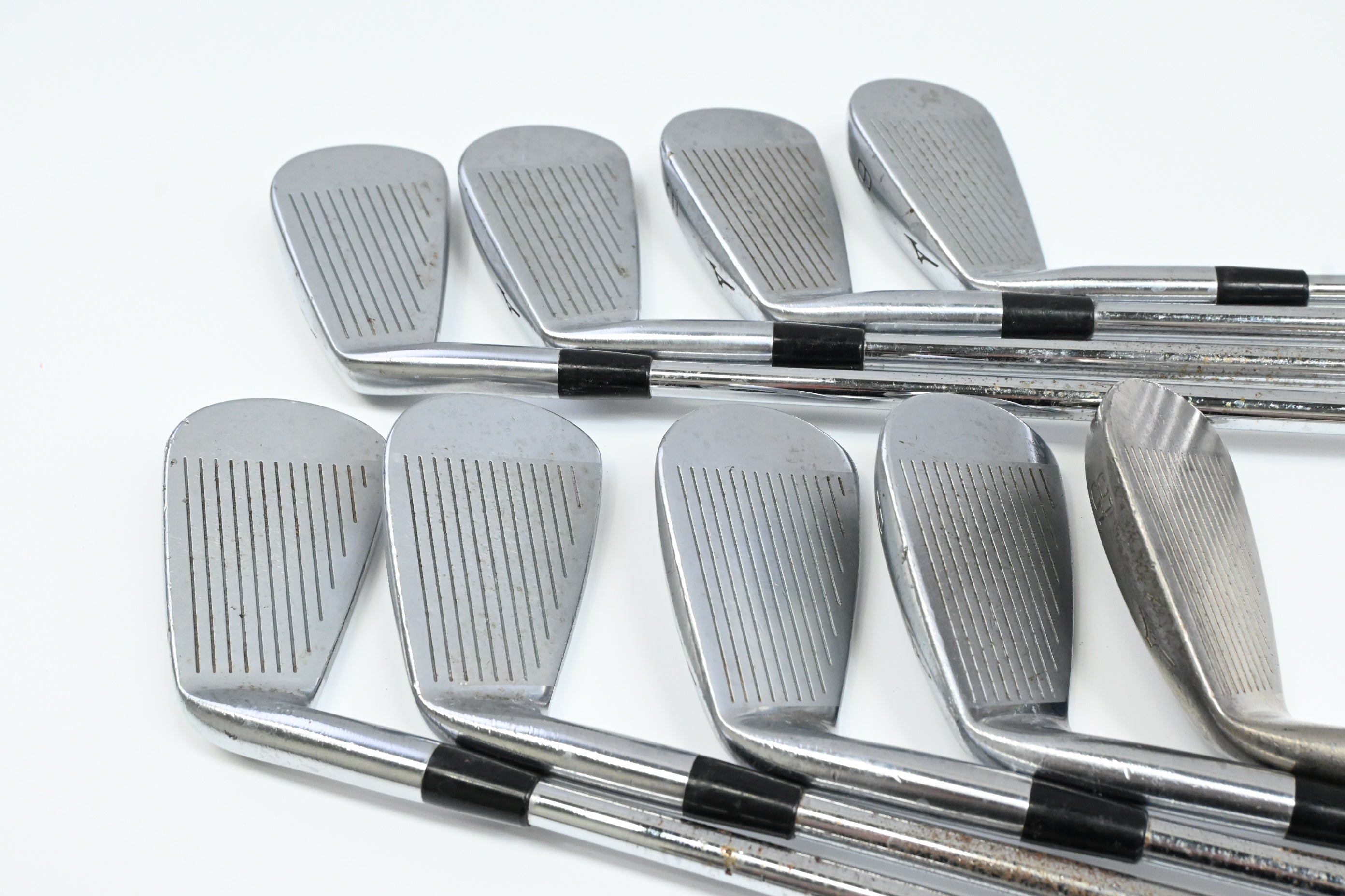 Mizuno MX-200 Irons / 3-PW+55° / Regular Flex Dynamic Gold XP R300 Shafts