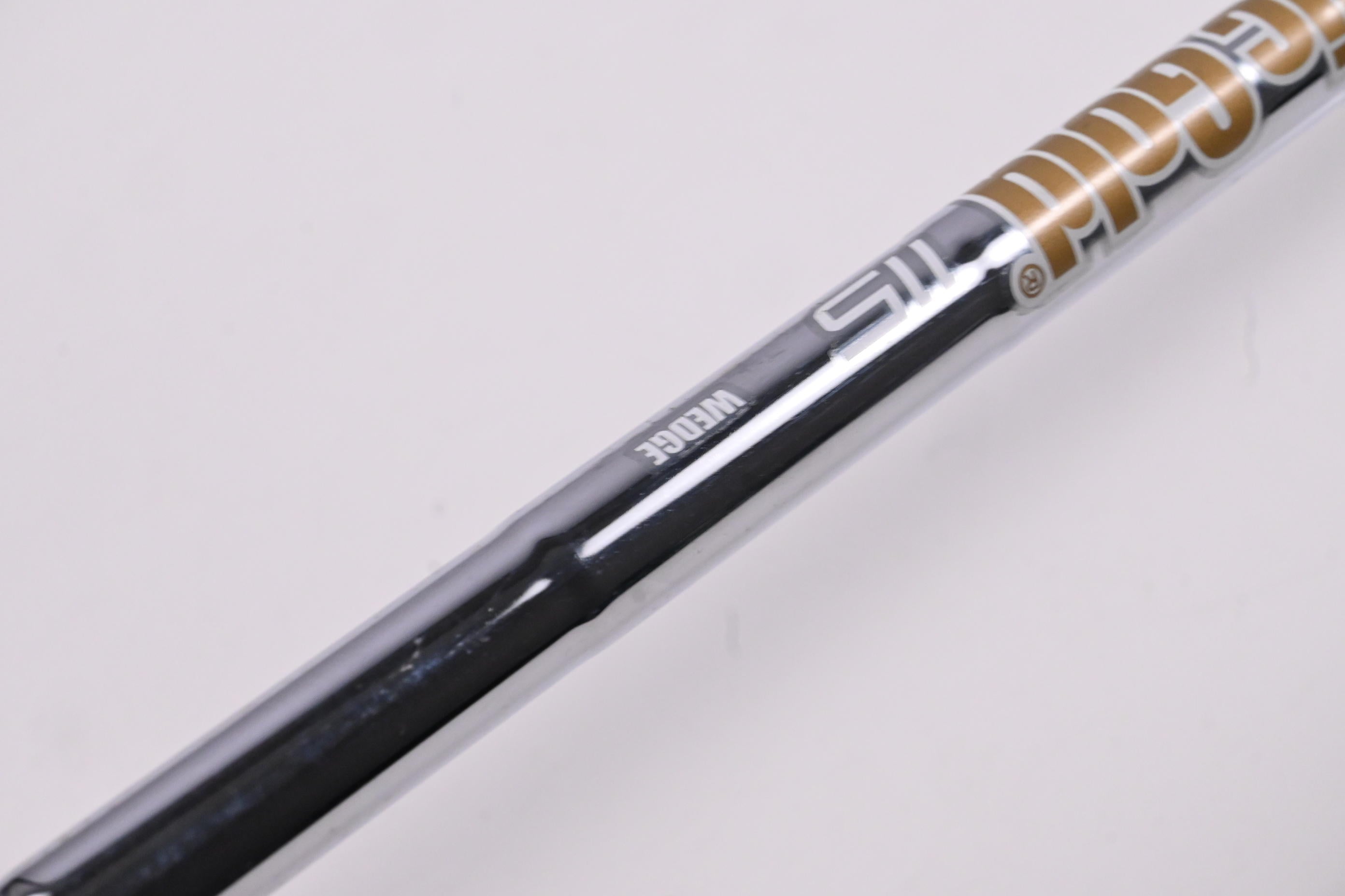 Cleveland CBX 2 Gap Wedge / 50 Degree / Wedge Flex Dynamic Gold 115 Shaft