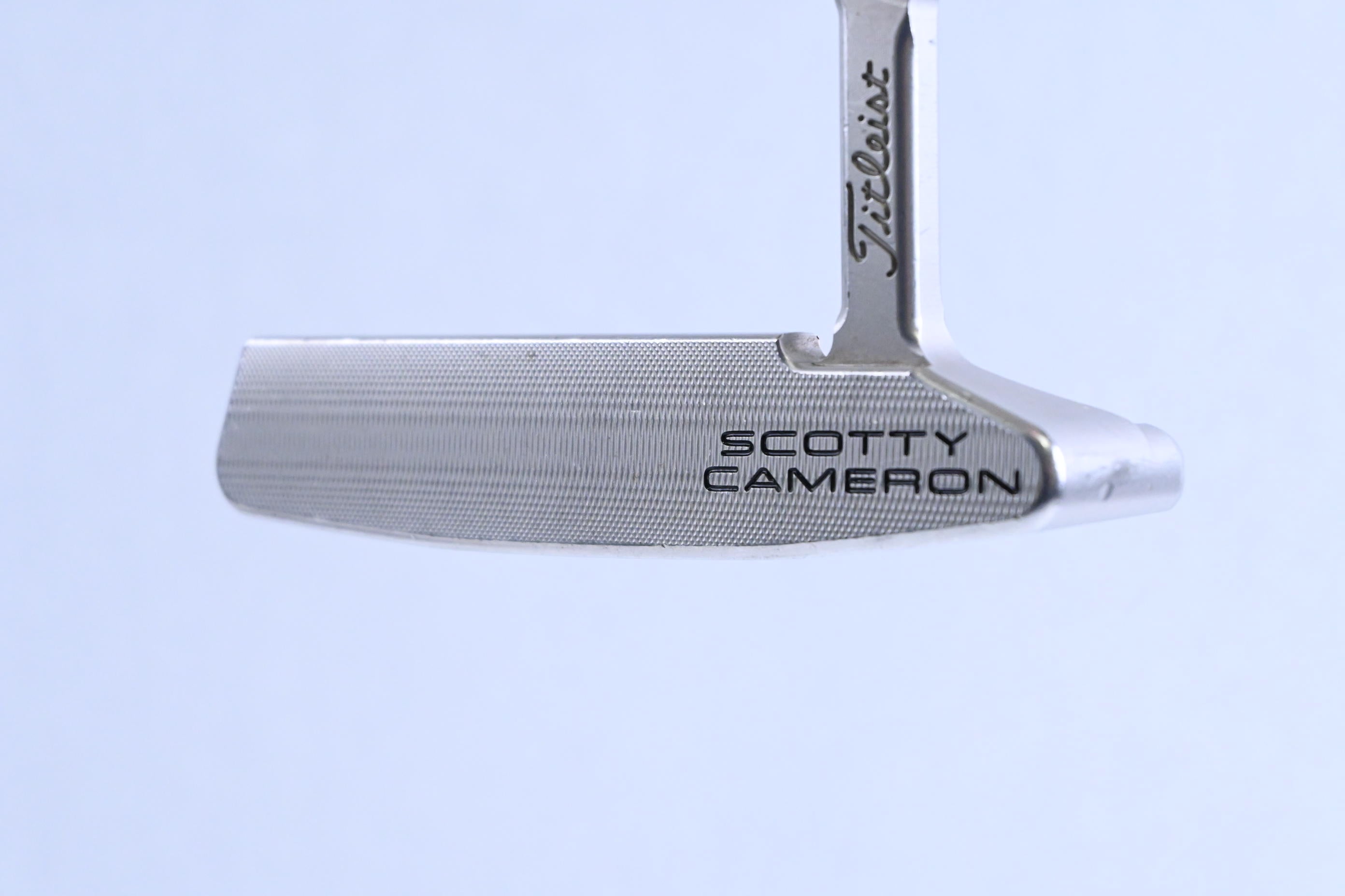 Scotty Cameron Special Select Newport 2 Putter / 32 Inch