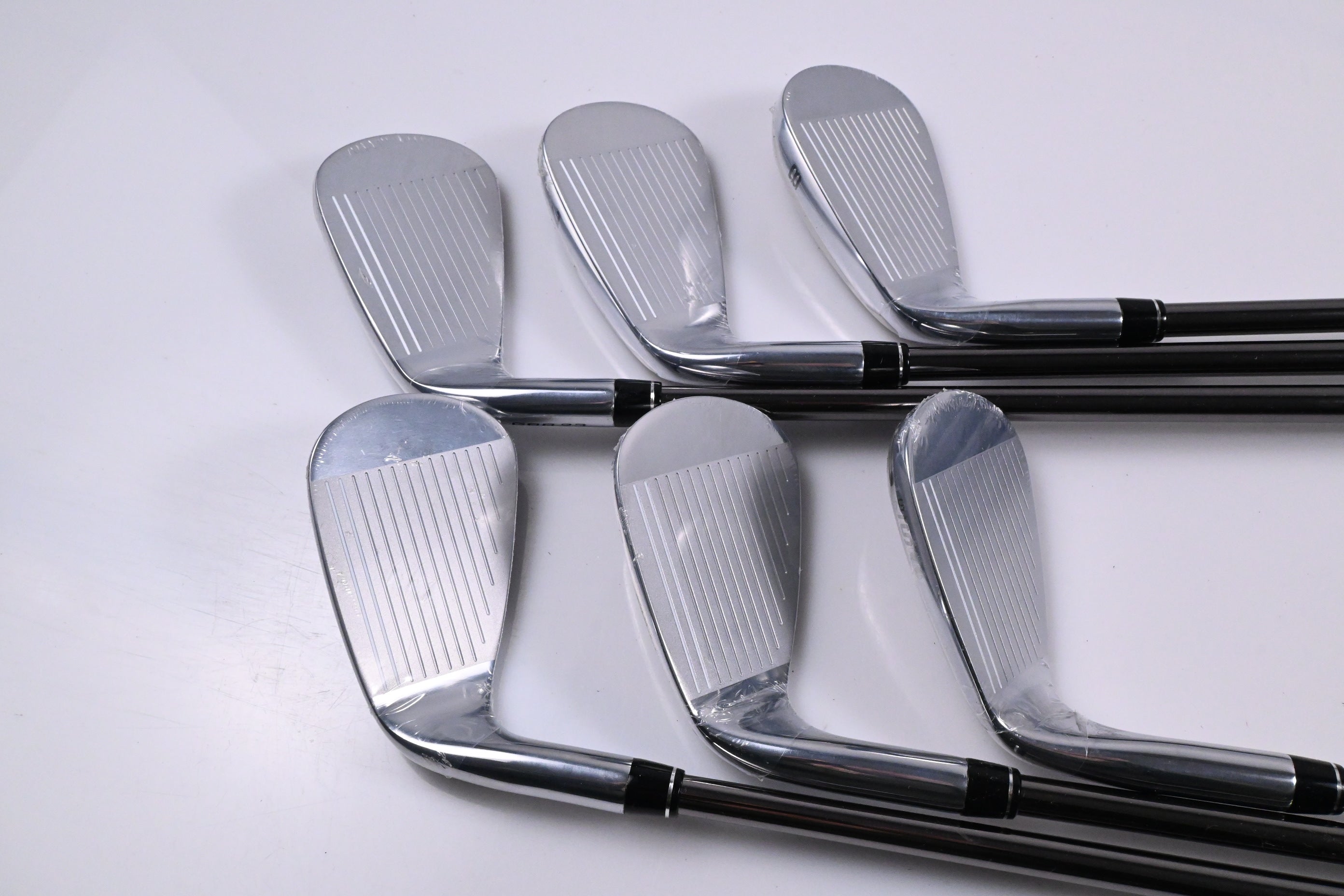 Callaway Great Big Bertha 2023 Irons / 6-PW+SW / Regular Flex UST Helium 60