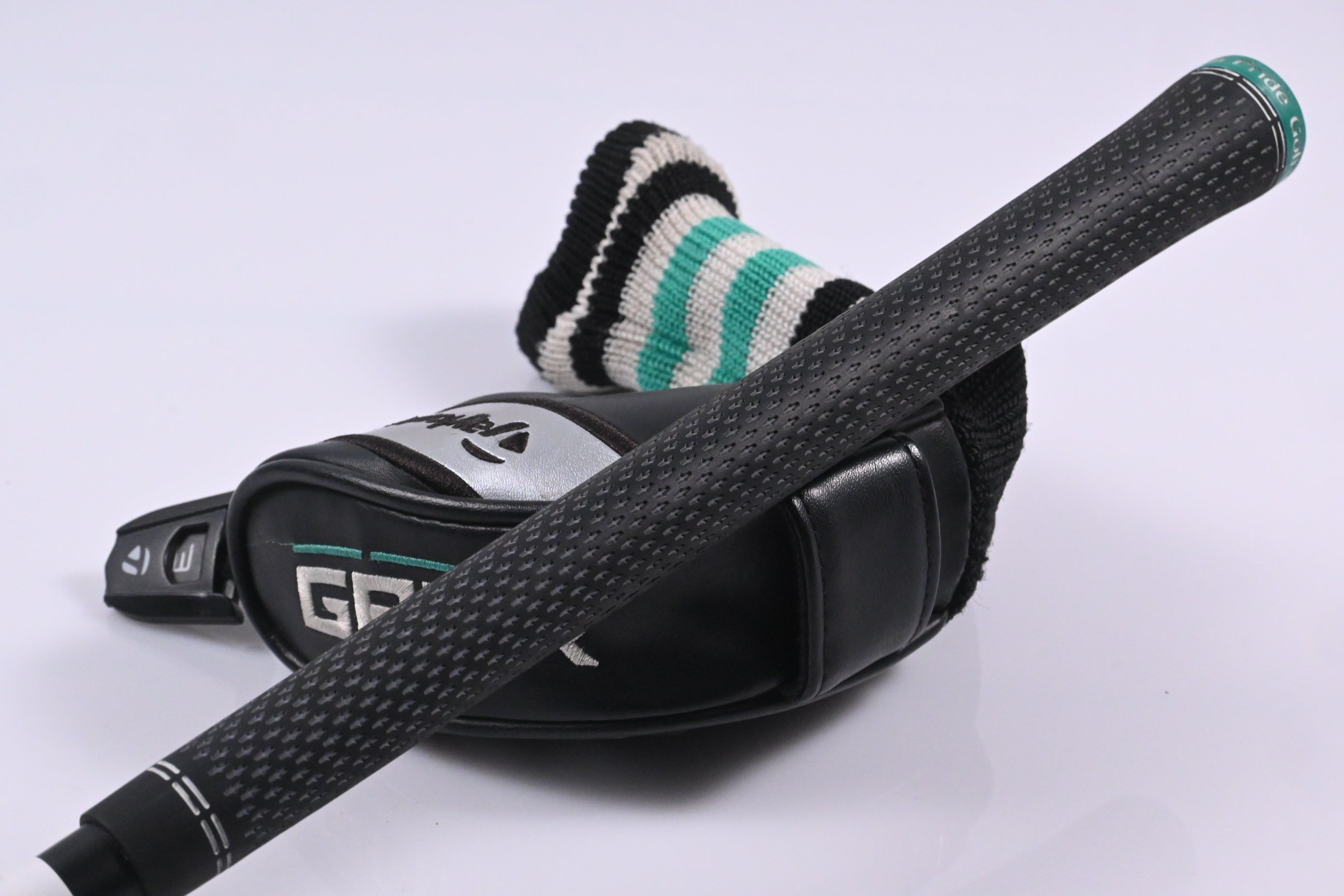 Taylormade GAPR Hi #3 Hybrid / 19 Degree / Stiff Flex KBS Hybrid 80 Shaft