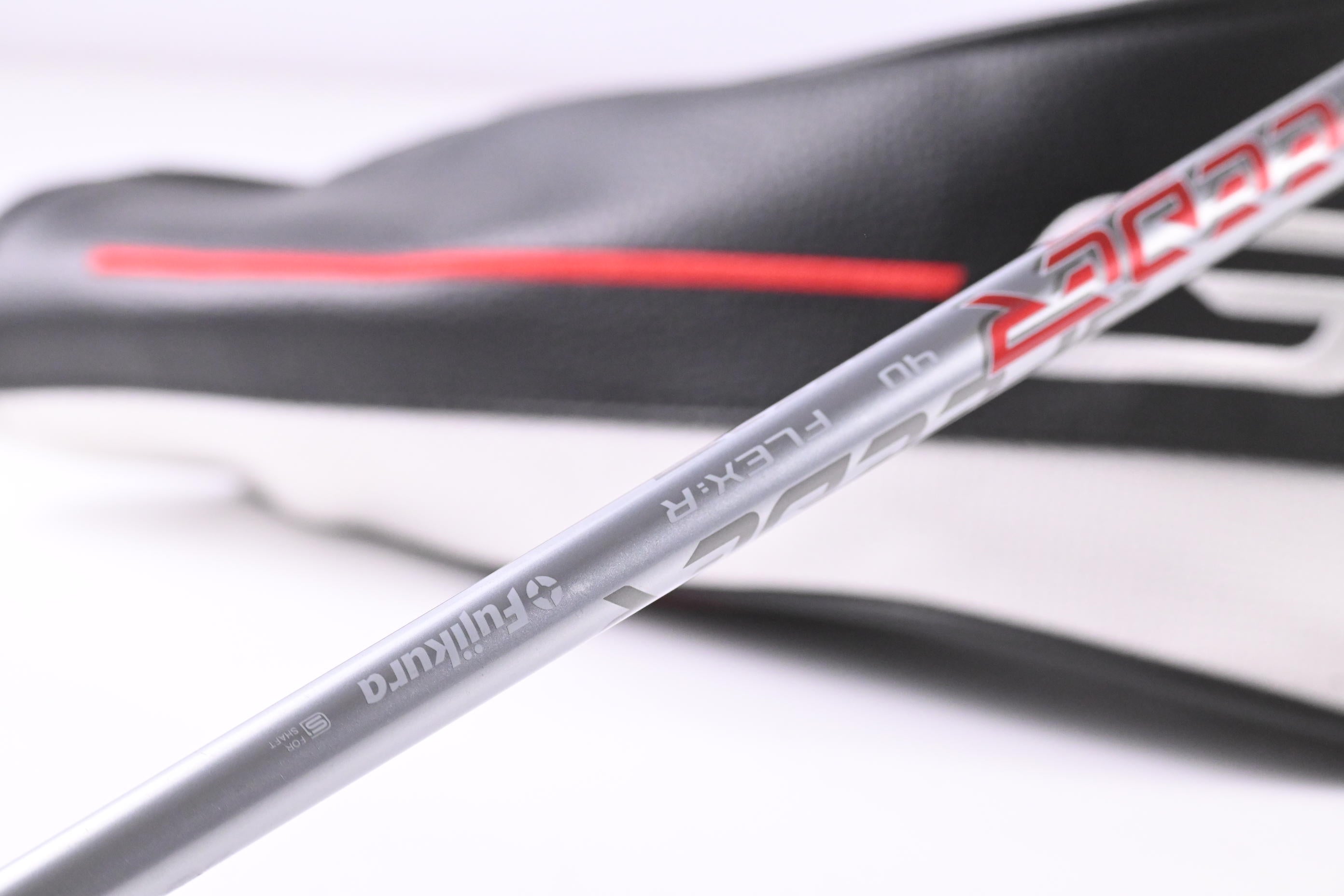 Titleist GT1 #5 Wood / 18 Degree / Regular Flex Fujikura Air Speeder 40 Shaft