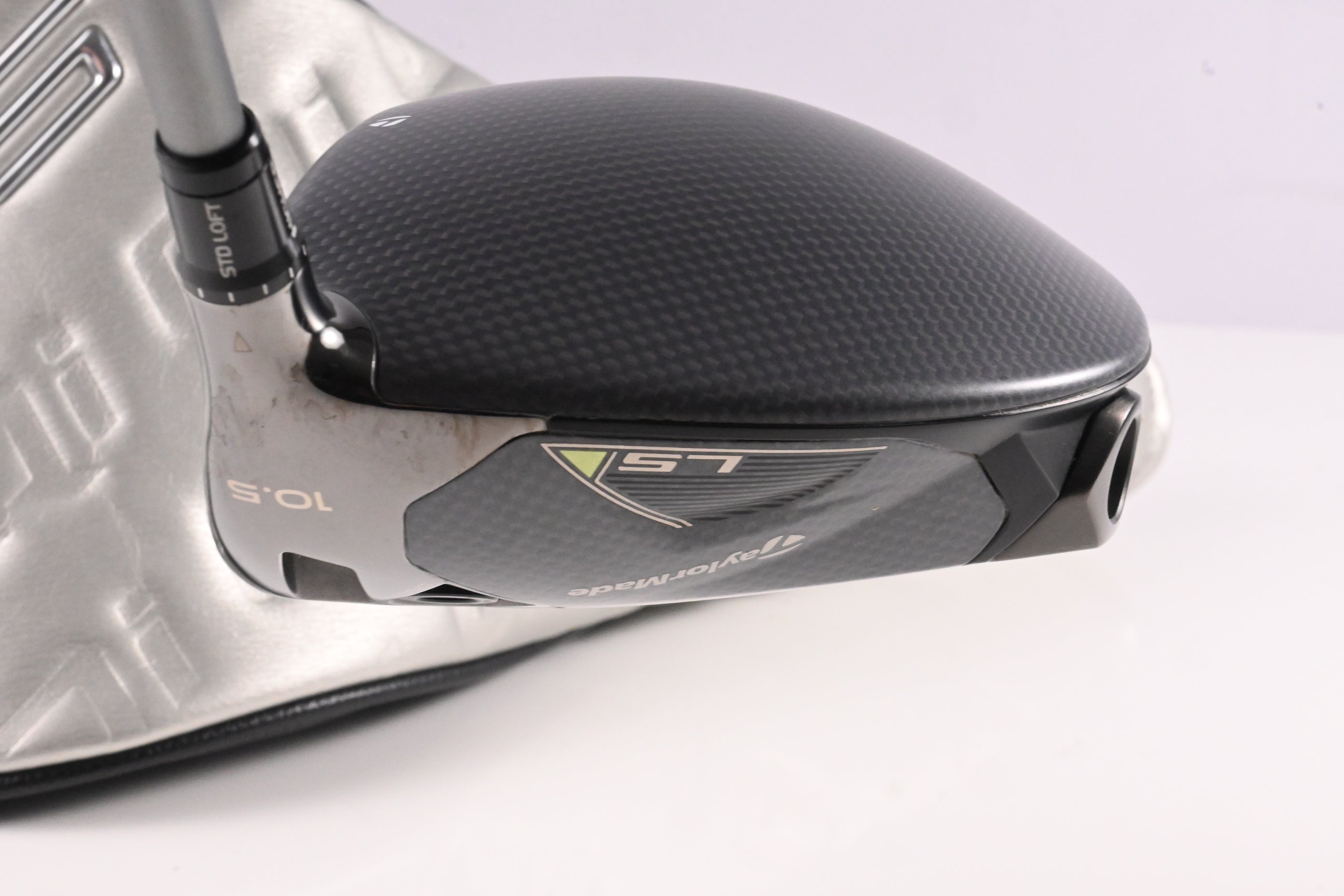 Taylormade Qi35 LS Driver / 10.5 Degree / Regular Flex AirSpeeder 50 Shaft