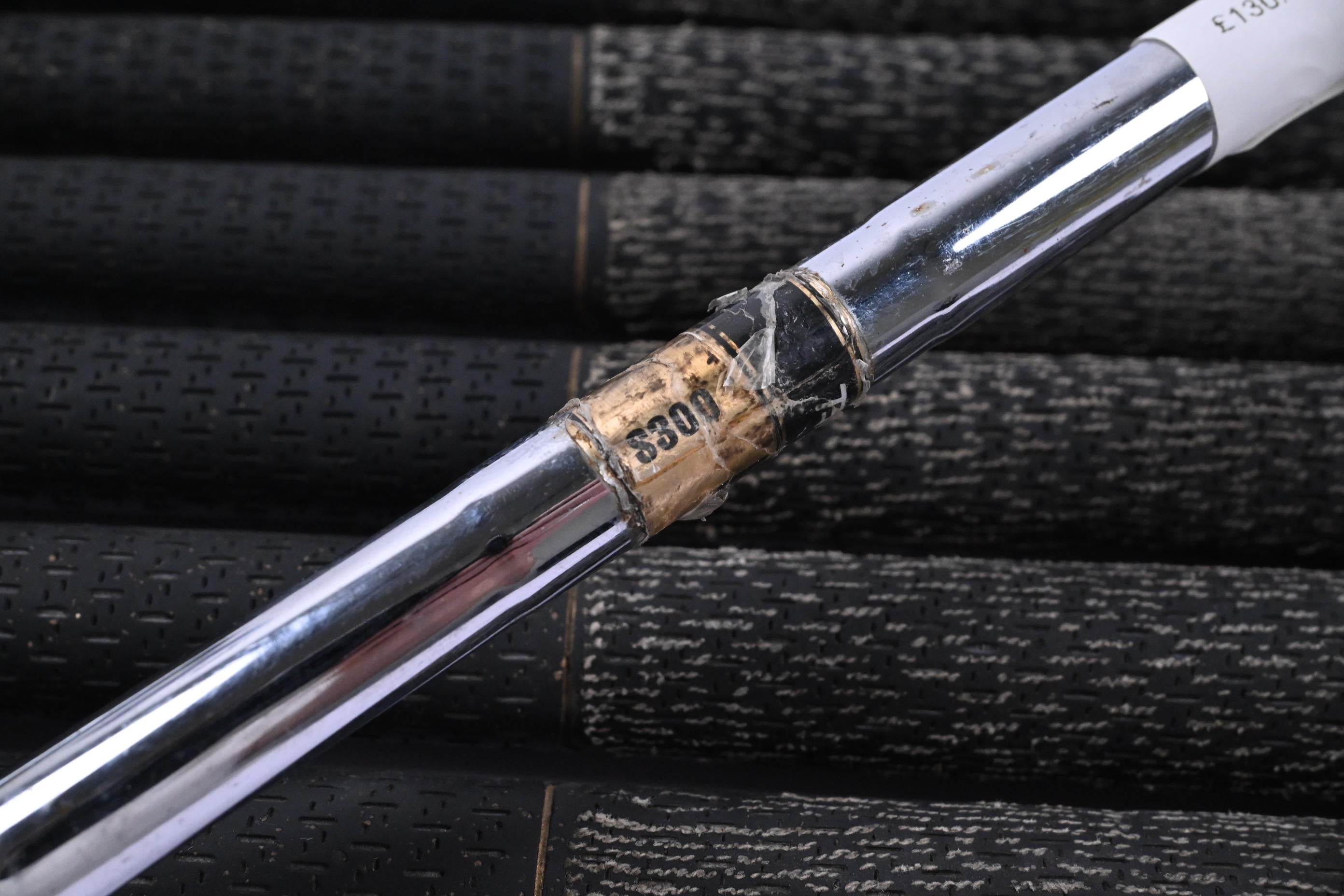 Mizuno MP-30 Irons / 3-PW / Stiff Flex Dynamic Gold S300 Shafts