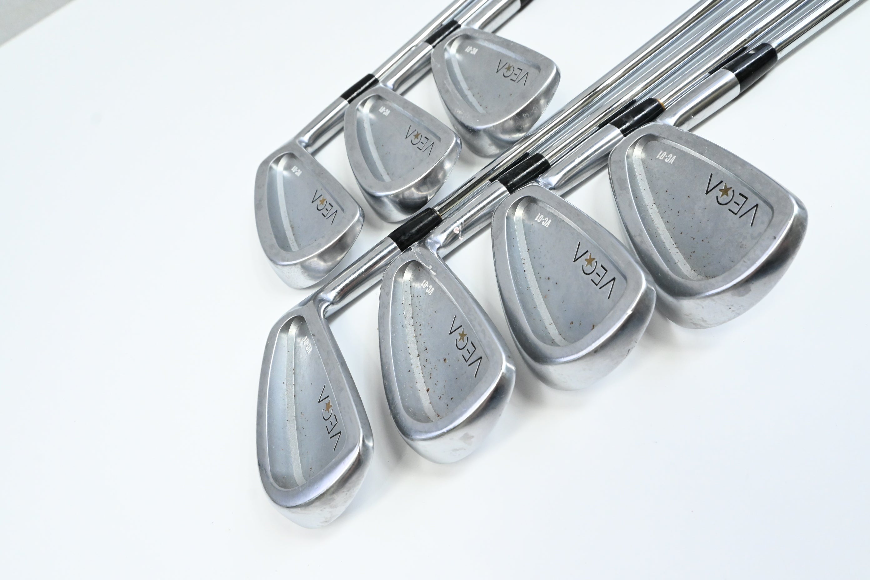 Vega VC-01 Irons / 4-PW / Regular Plus Flex Project X Flighted Rifle 95 Shafts