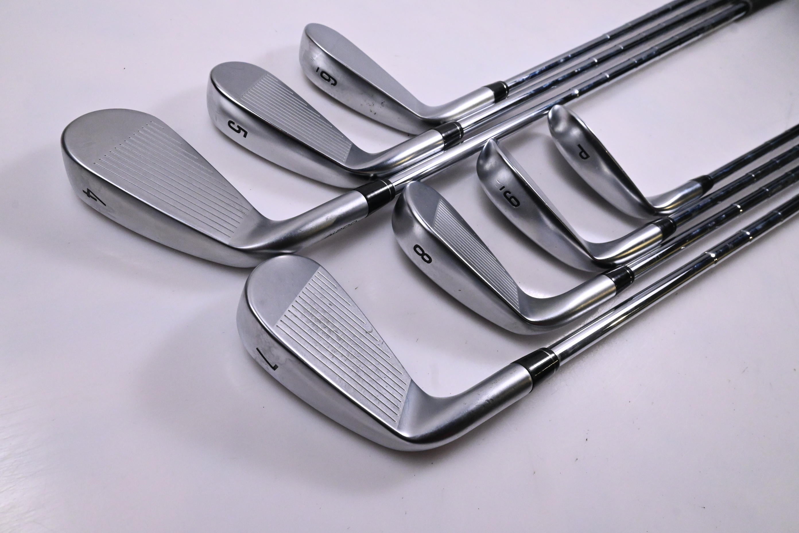 Callaway Apex Ai200 Irons / 4-PW / Stiff Flex Dynamic Gold MID 100 S300 Shafts