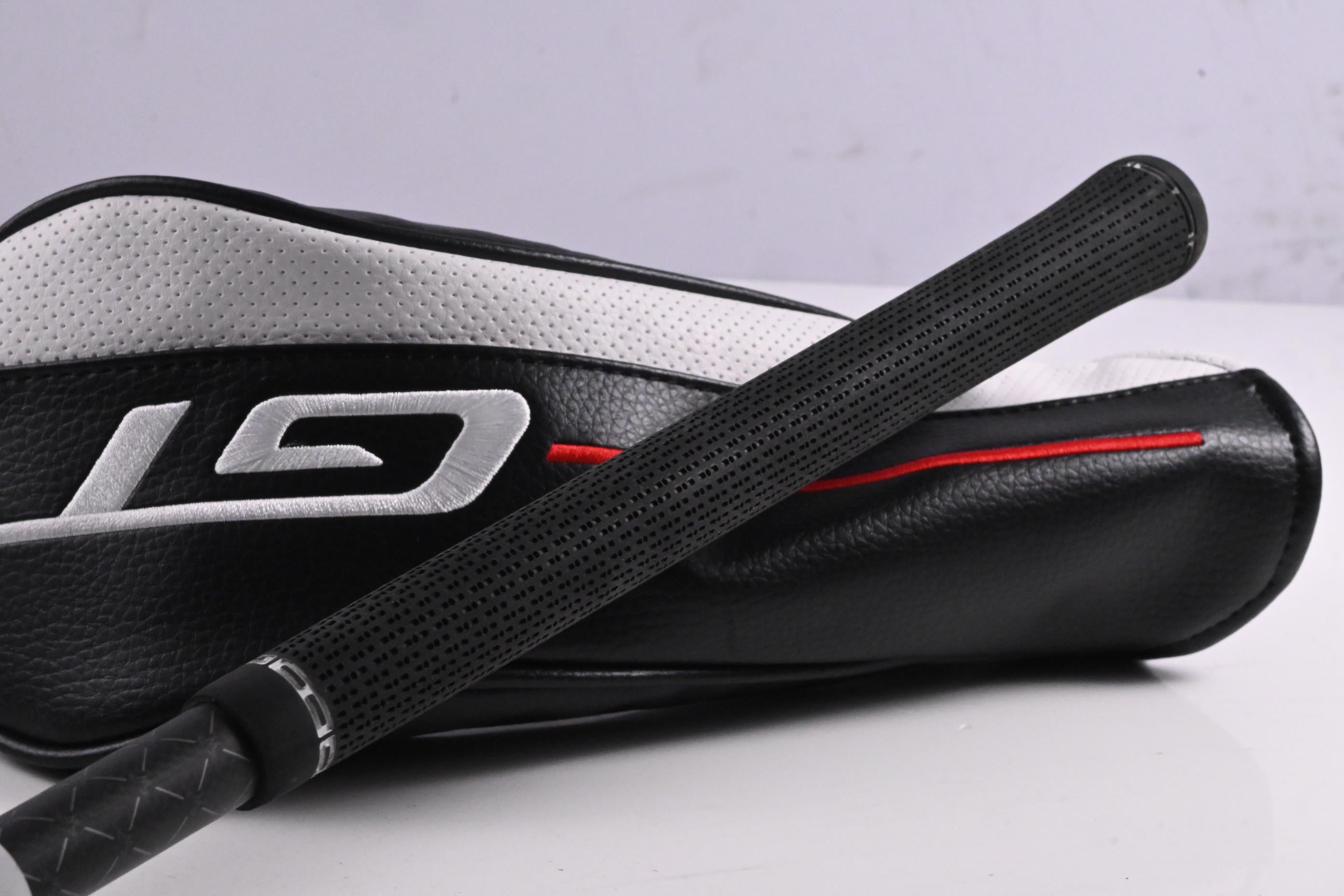 Titleist GT2 #5 Wood / 18 Degree / Regular Flex Tensei 1K Blue 65 Shaft