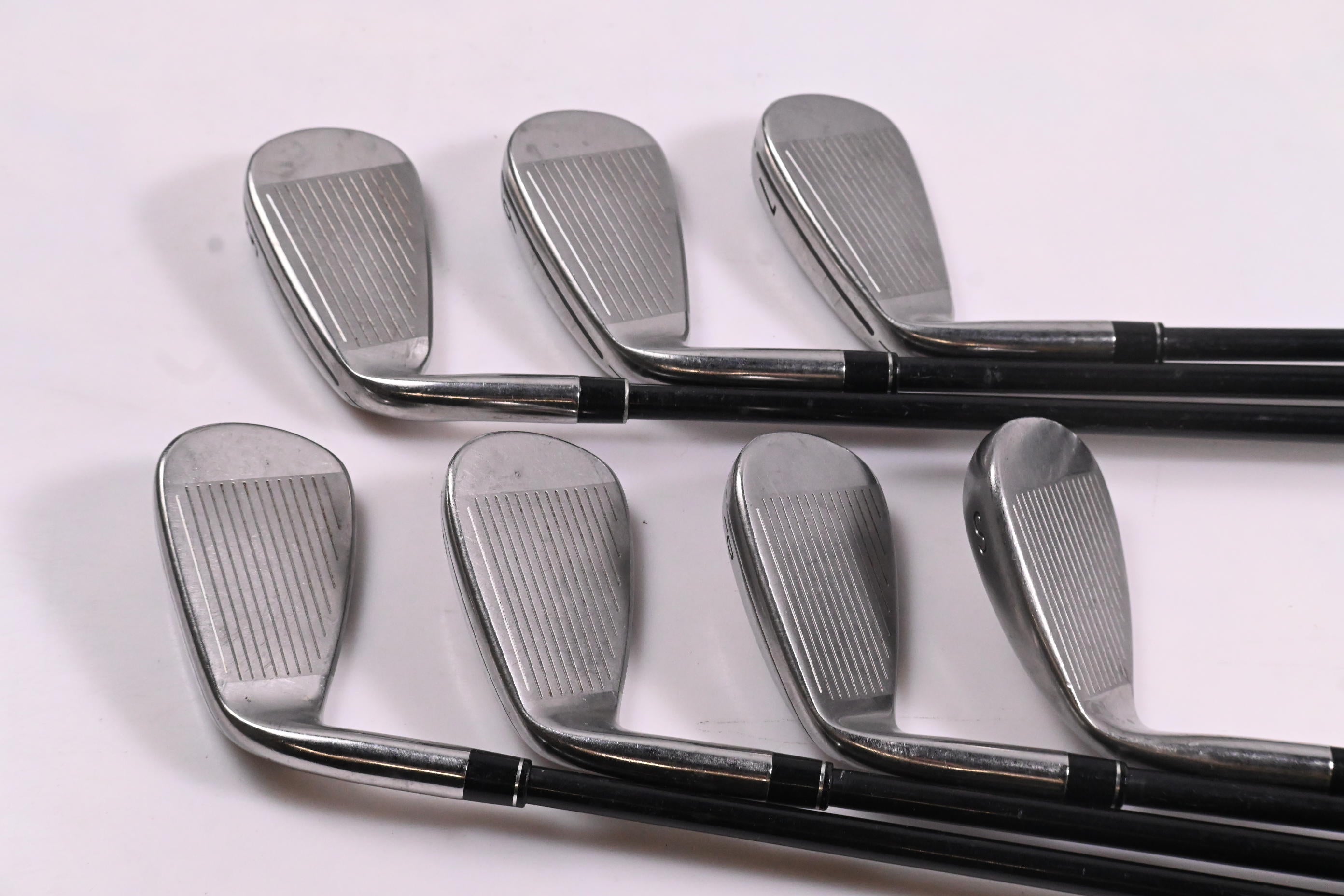 Taylormade M4 Irons / 5-PW+SW / Regular Flex Fujikura Atmos Red 6 Shafts