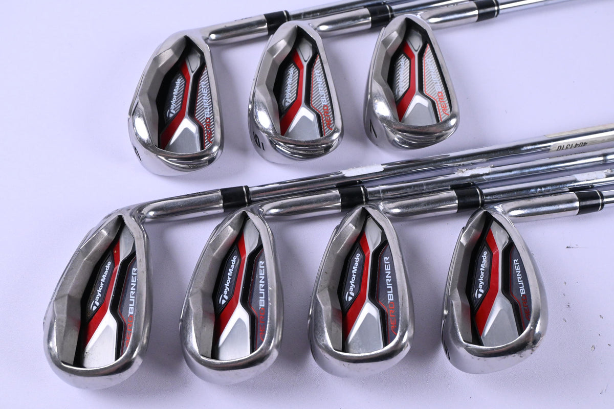 Taylormade Aeroburner Irons / 5-PW+SW / Regular Flex Lightweight Steel Shafts