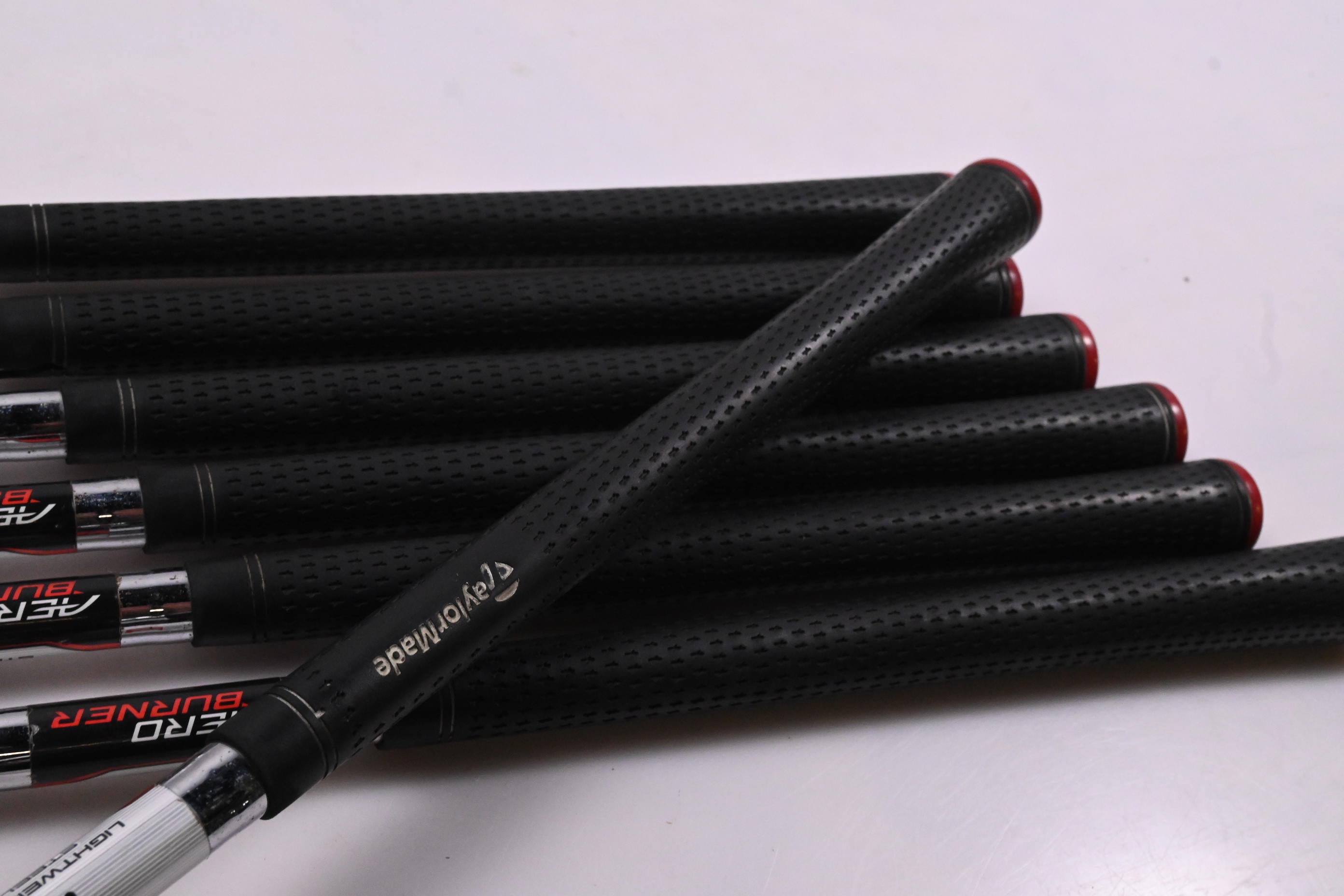 Taylormade Aeroburner Irons / 5-PW+SW / Regular Flex Taylormade Shafts
