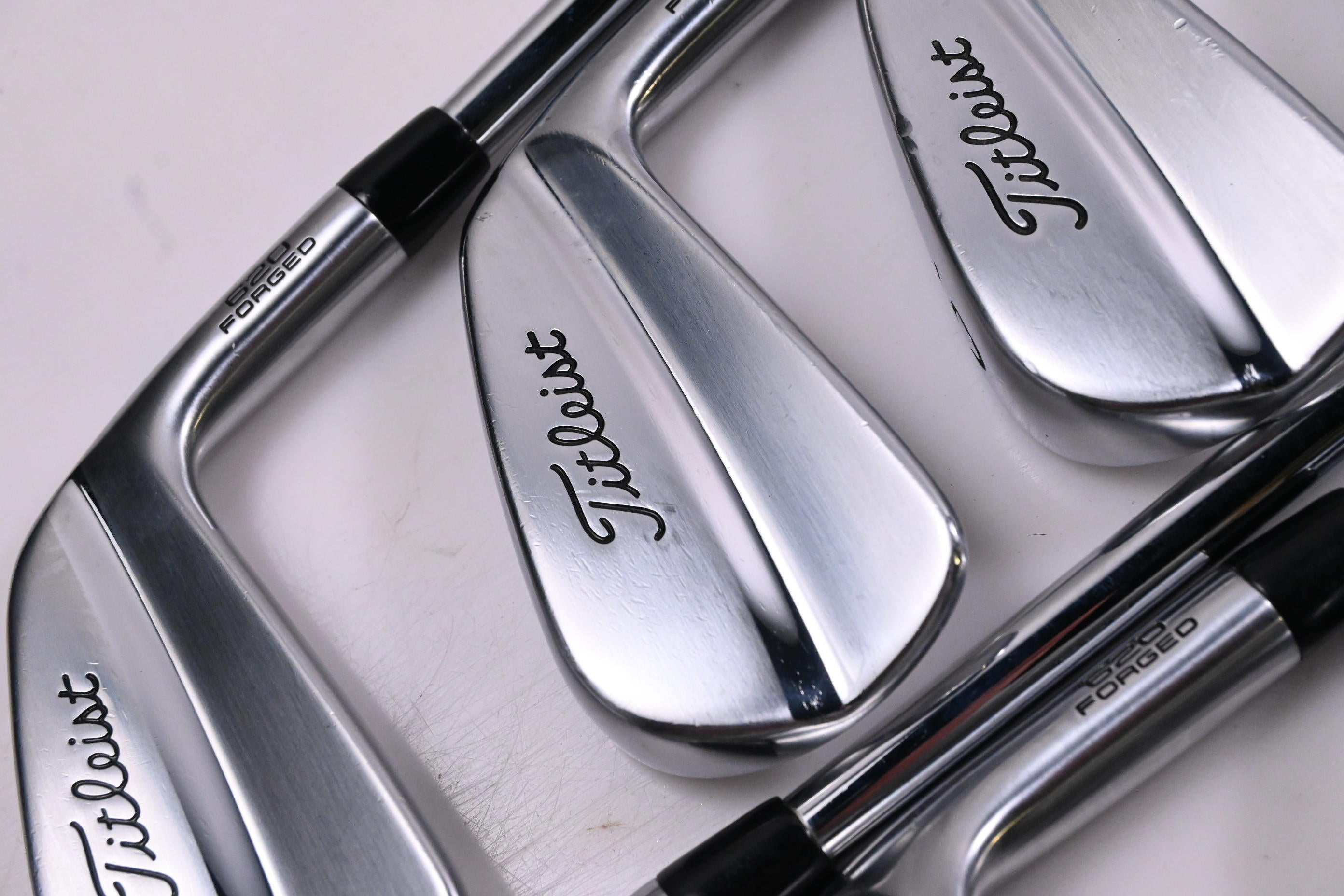 Titleist MB 620 Irons / 3-PW / Stiff Flex Project X Steel Shafts