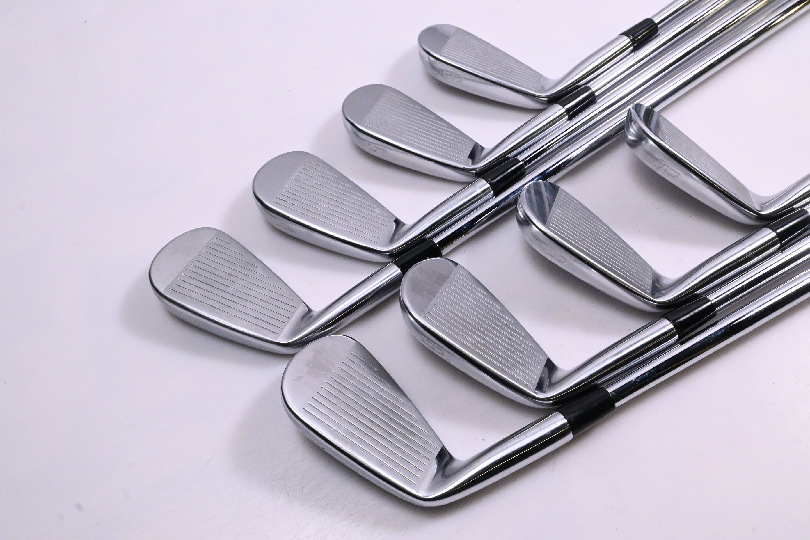 Mizuno Pro 241 Irons / 3-PW / Regular Flex Dynamic Gold 105 R300 Shafts