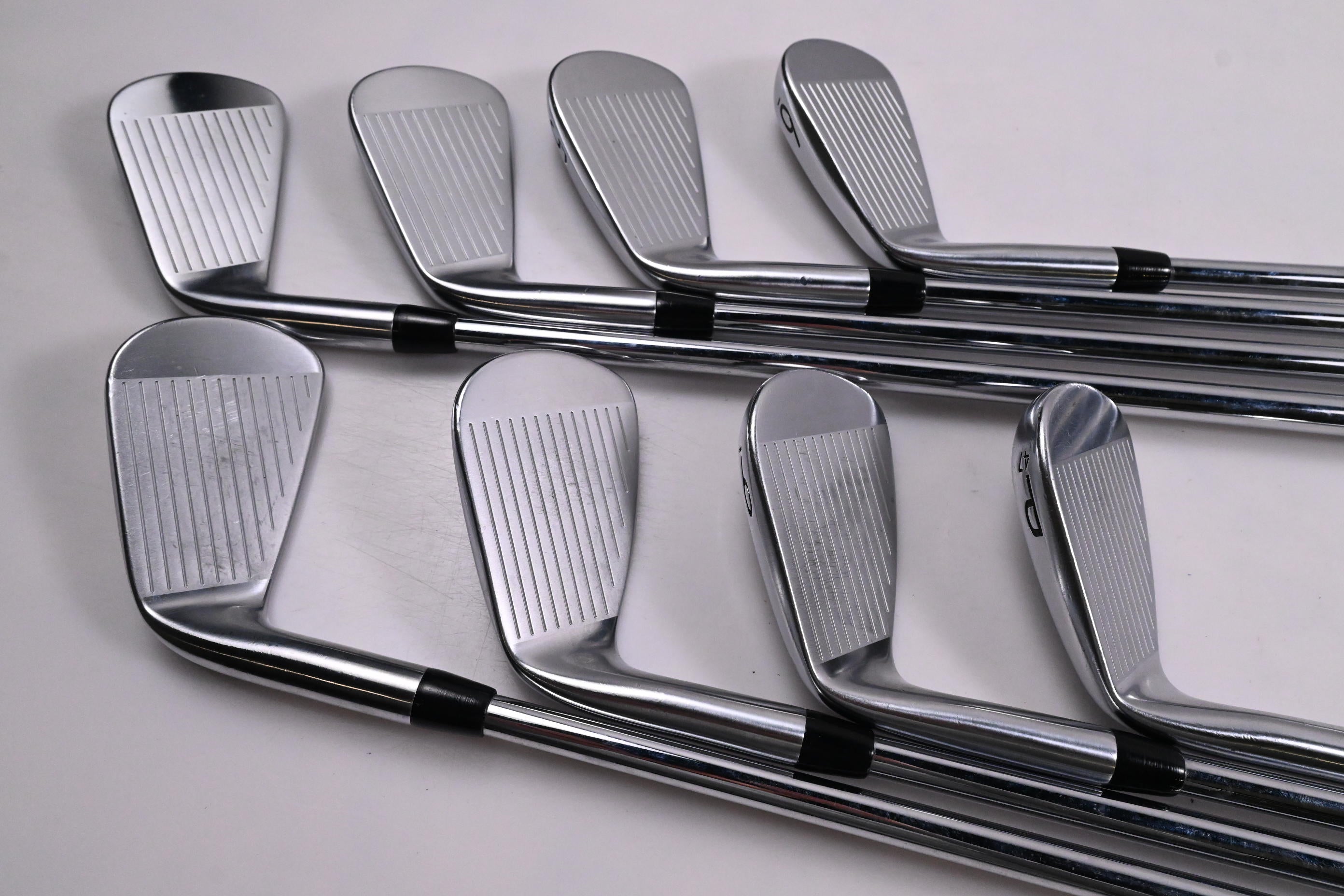 Titleist MB 620 Irons / 3-PW / Stiff Flex Project X Steel Shafts