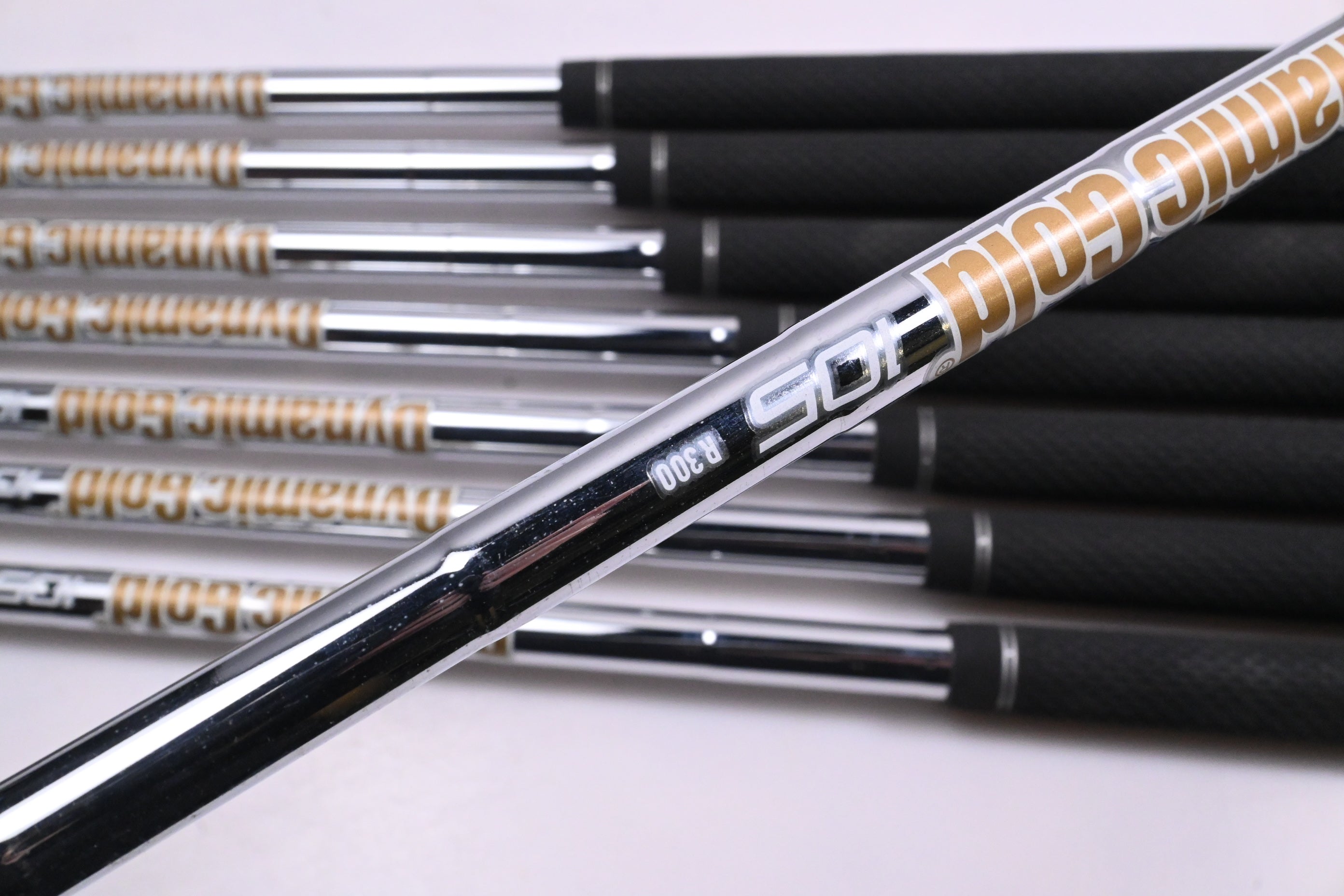 Mizuno Pro 241 Irons / 3-PW / Regular Flex Dynamic Gold 105 R300 Shafts