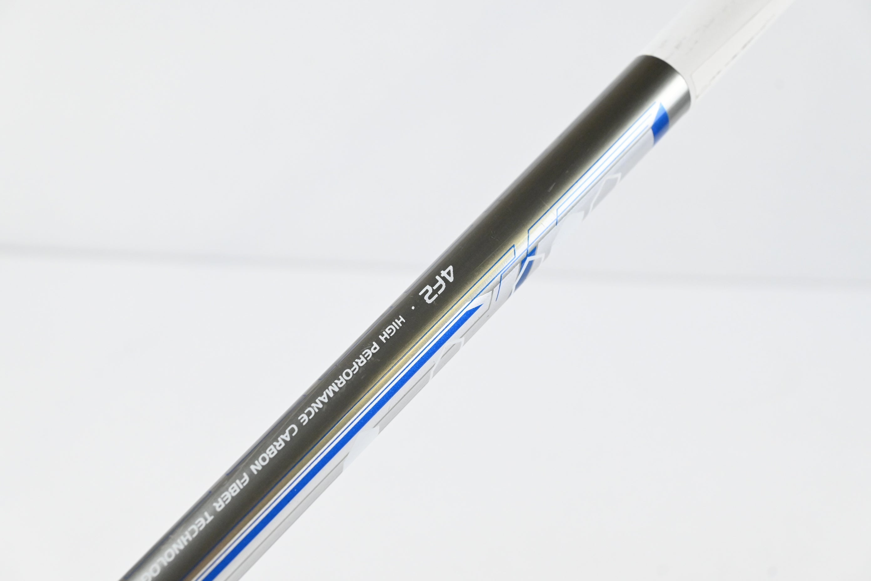 Taylormade SIM Driver / 10.5 Degree / Senior Flex UST Mamiya Helium Blue 4 Shaft