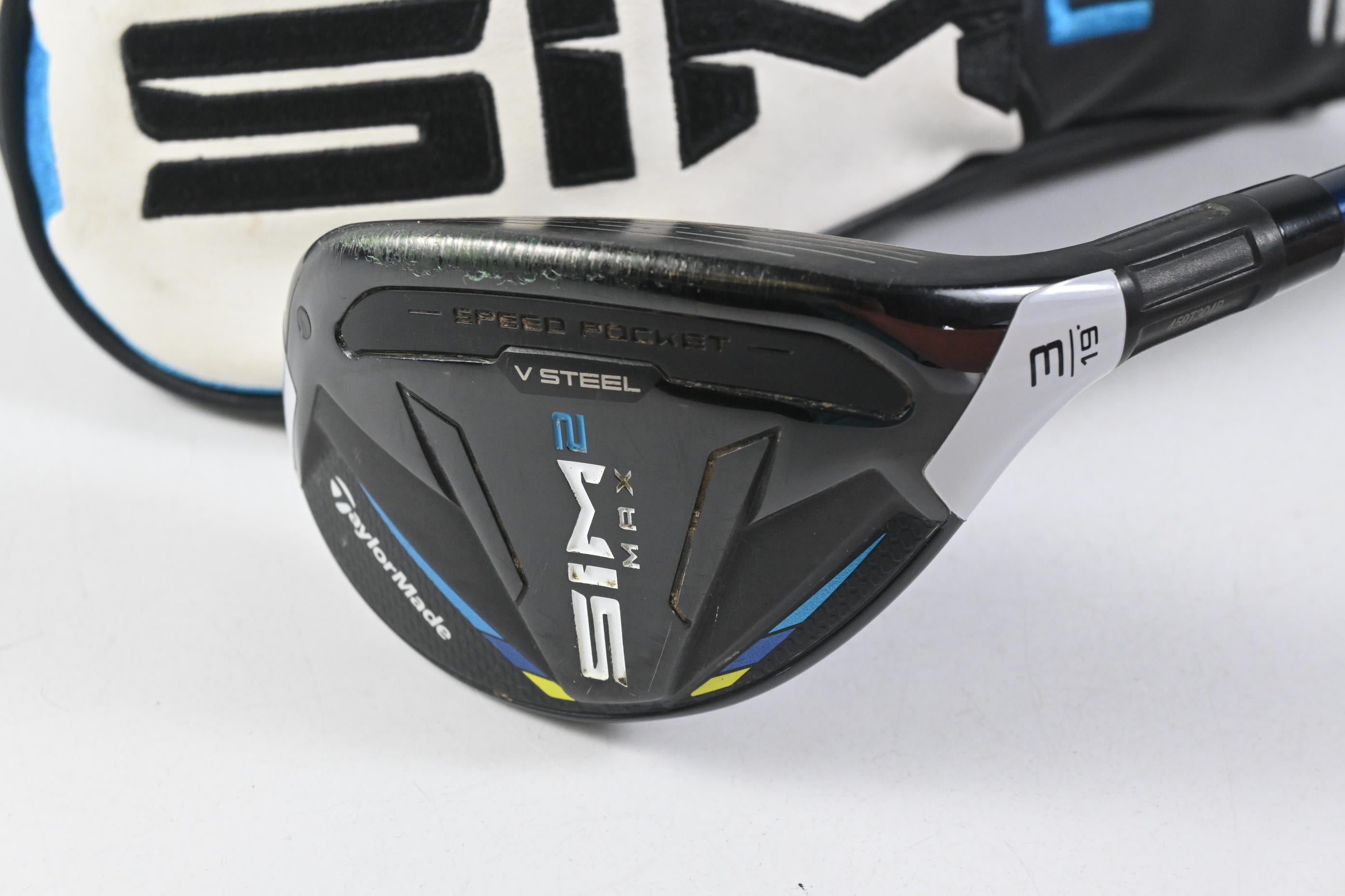 Taylormade SIM2 Max #3 Hybrid / 19 Degree / Regular Flex Fujikura Ventus Blue 6
