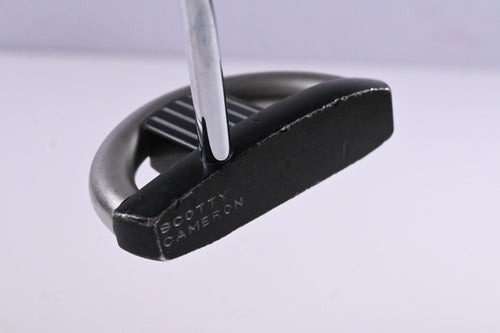 Left Hand Scotty Cameron Futura Phantom Putter / 35 Inch