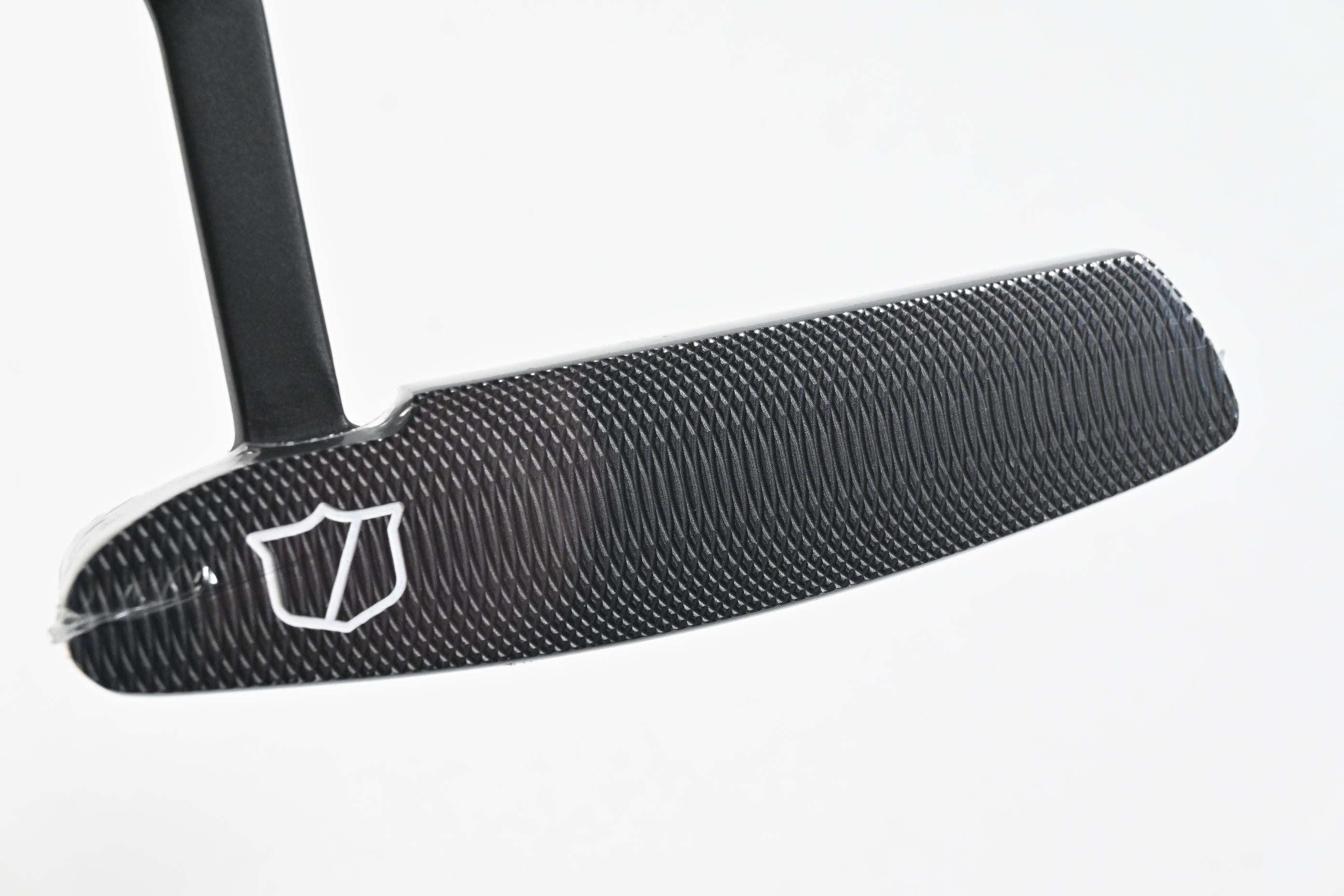 Left Hand Wilson Infinite Windy City 2024 Putter / 34 Inch