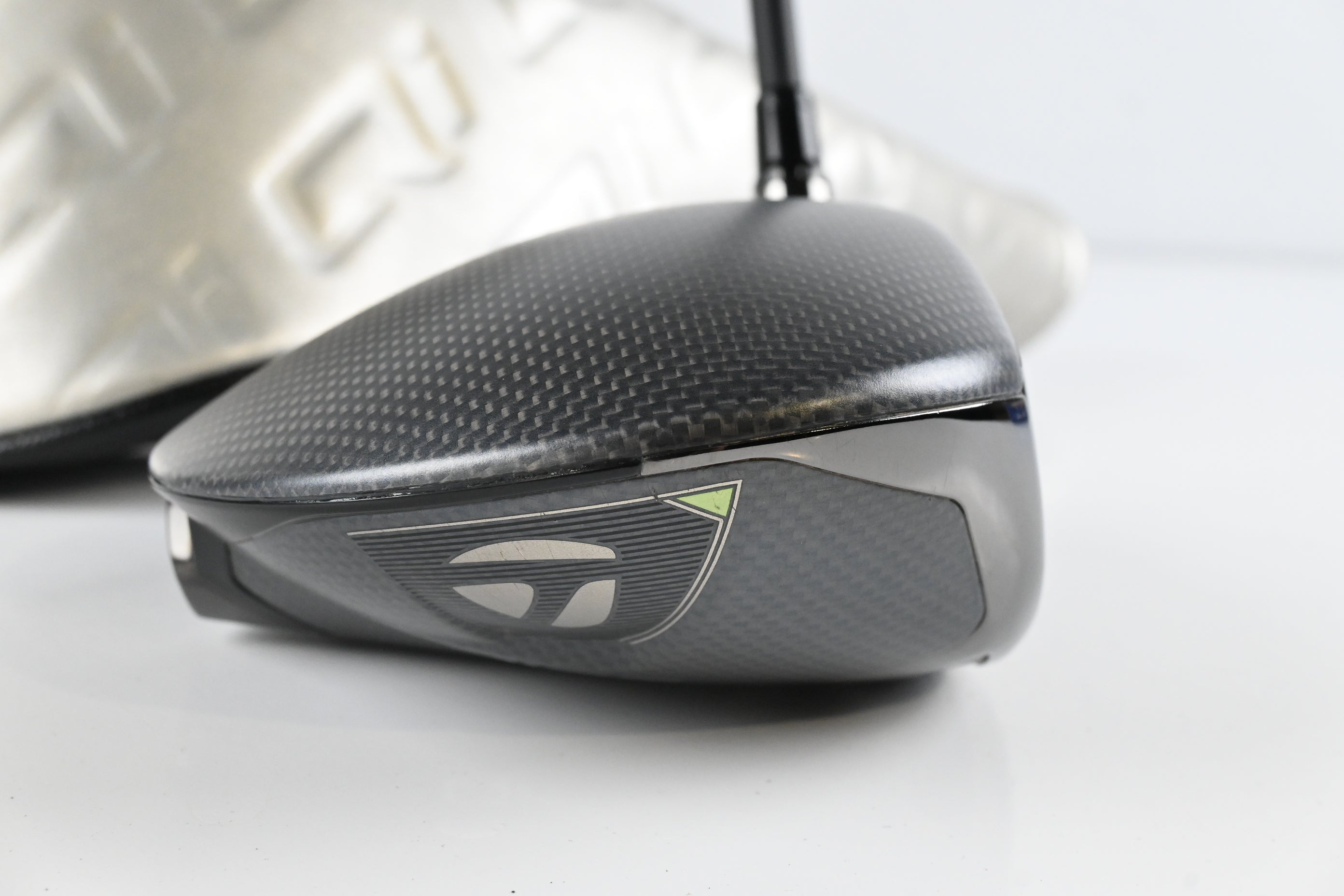 Taylormade Qi35 Max Driver / 9 Degree / Regular Flex Kai'li Dark Waves Blue 60