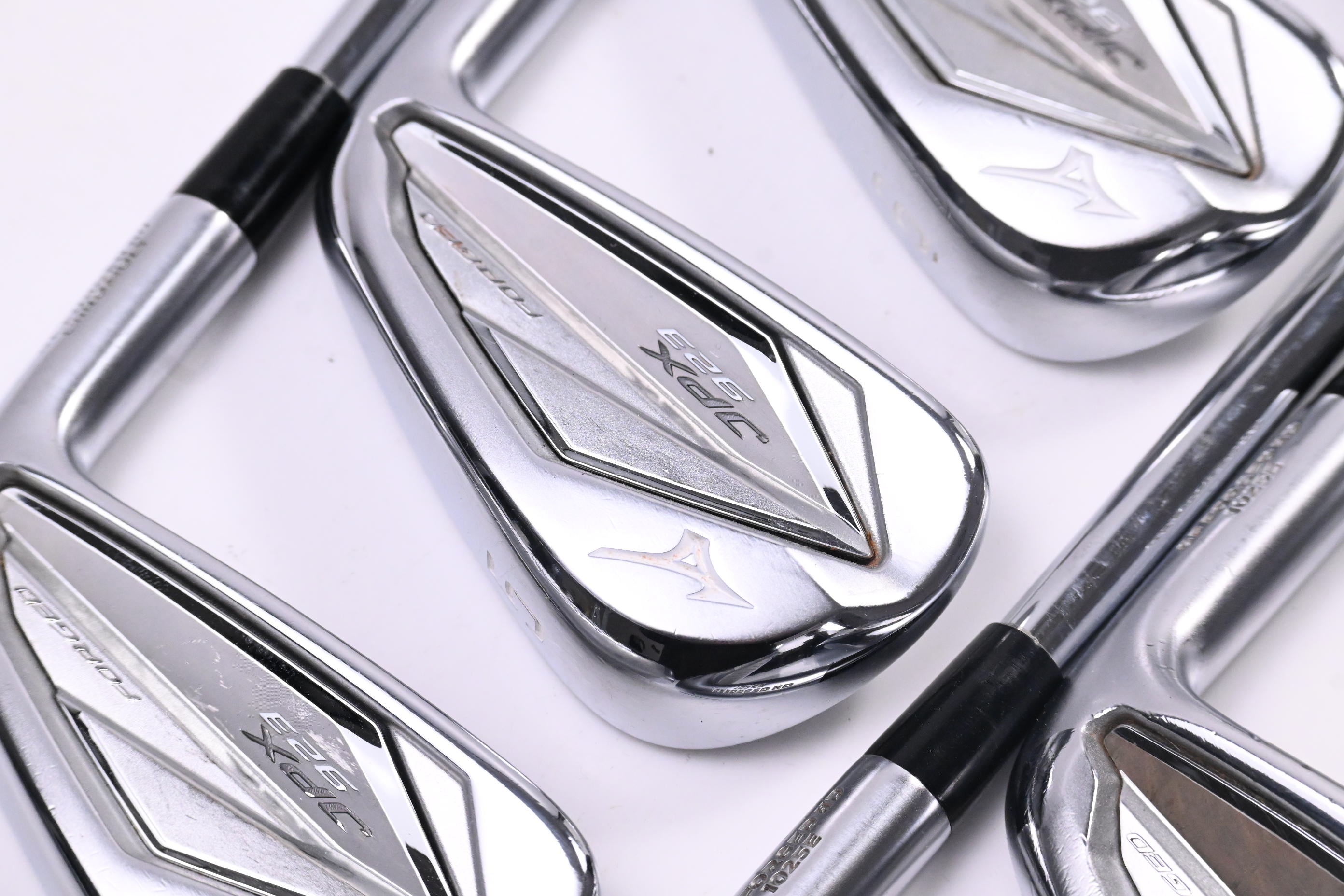 Mizuno JPX 923 Forged Irons / 4-PW+GW / Regular Flex KBS $-Taper Lite 95 Shafts