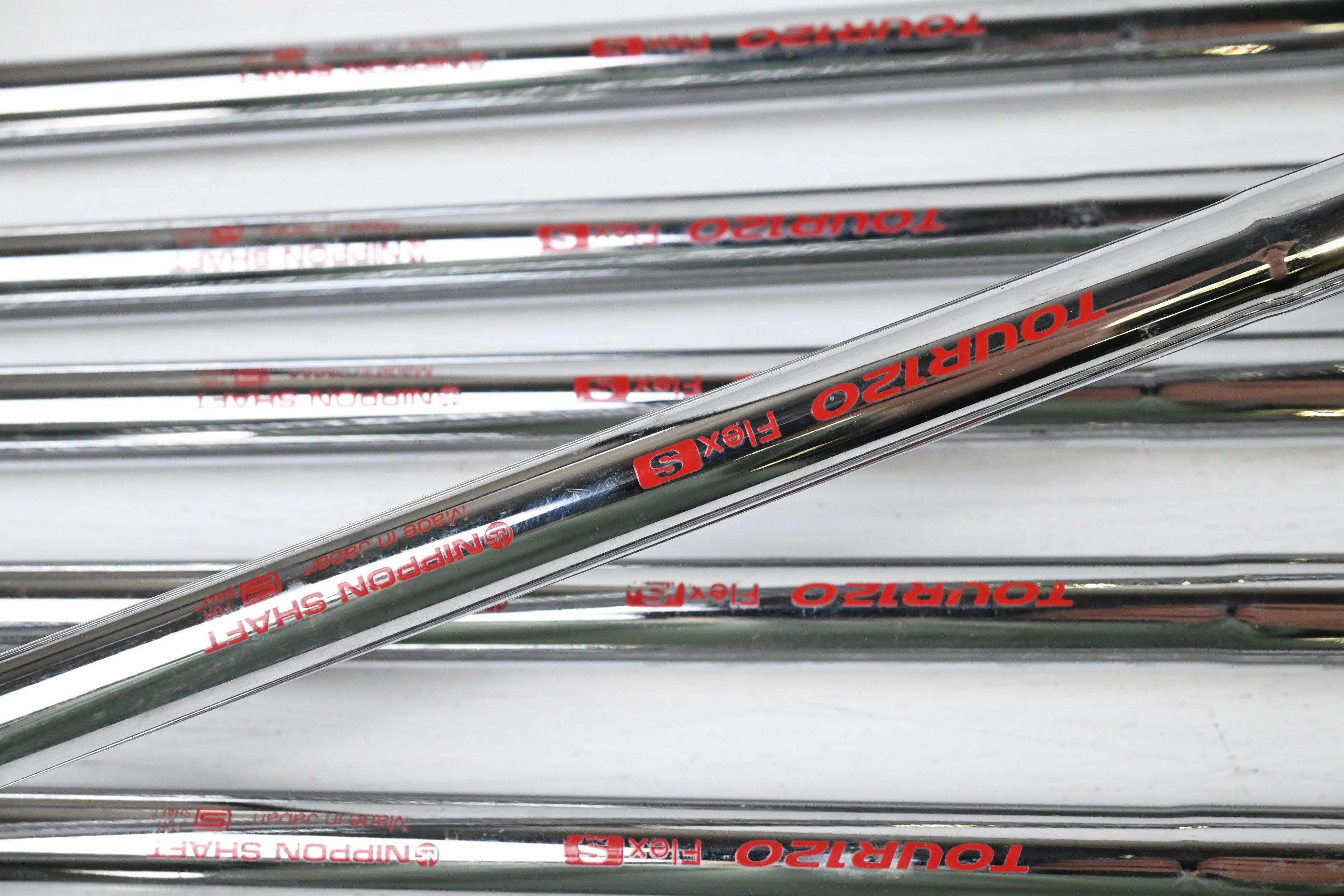 Mizuno Pro 225 Irons / 5-PW / Stiff Flex N.S.Pro Modus3 Tour 120 Shafts