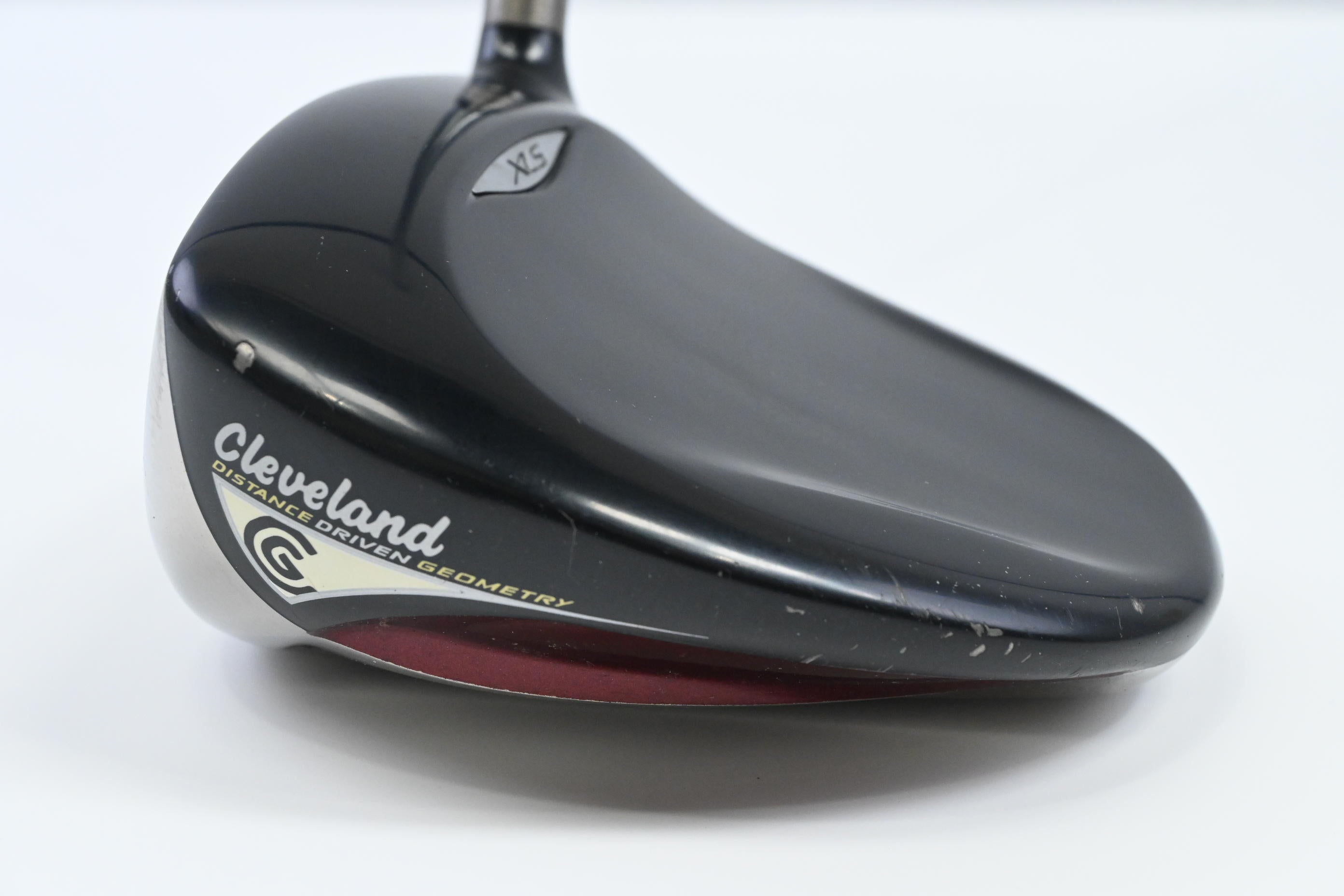 Left Hand Cleveland HiBore XLS Driver / 10.5 Degree / Stiff Flex Fujikura Fit-On
