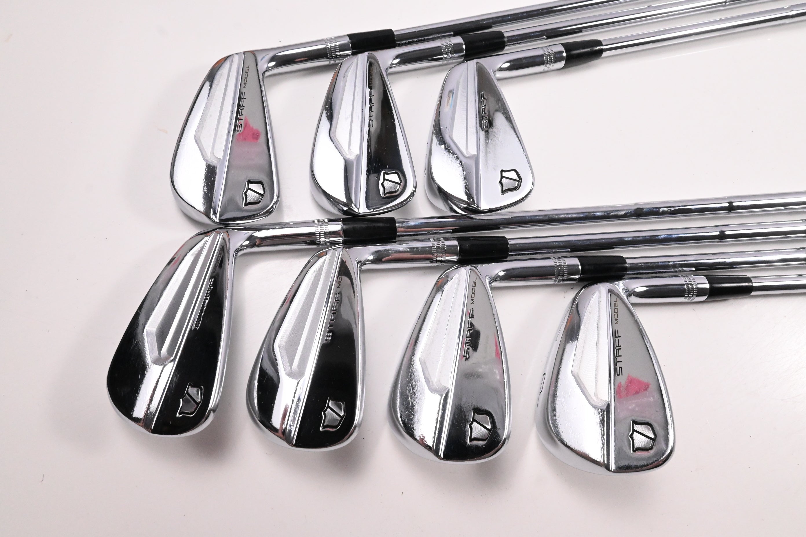 Wilson Staff Model Blade 2024 Irons / 4-PW / Stiff Flex Dynamic Gold Mid 115