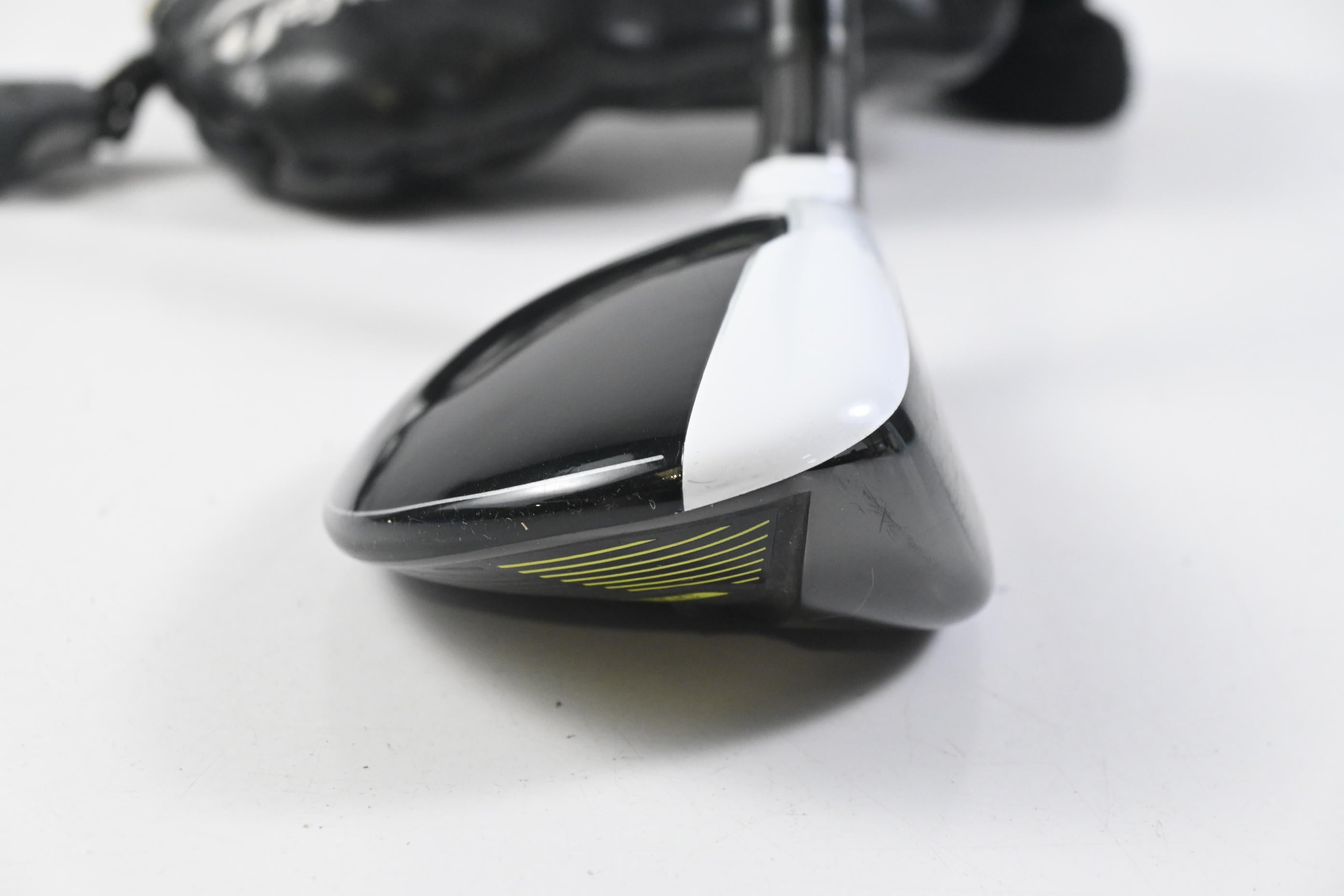 Taylormade M2 2017 #4 Hybrid / 22 Degree / Regular Flex Taylormade Reax M2 65