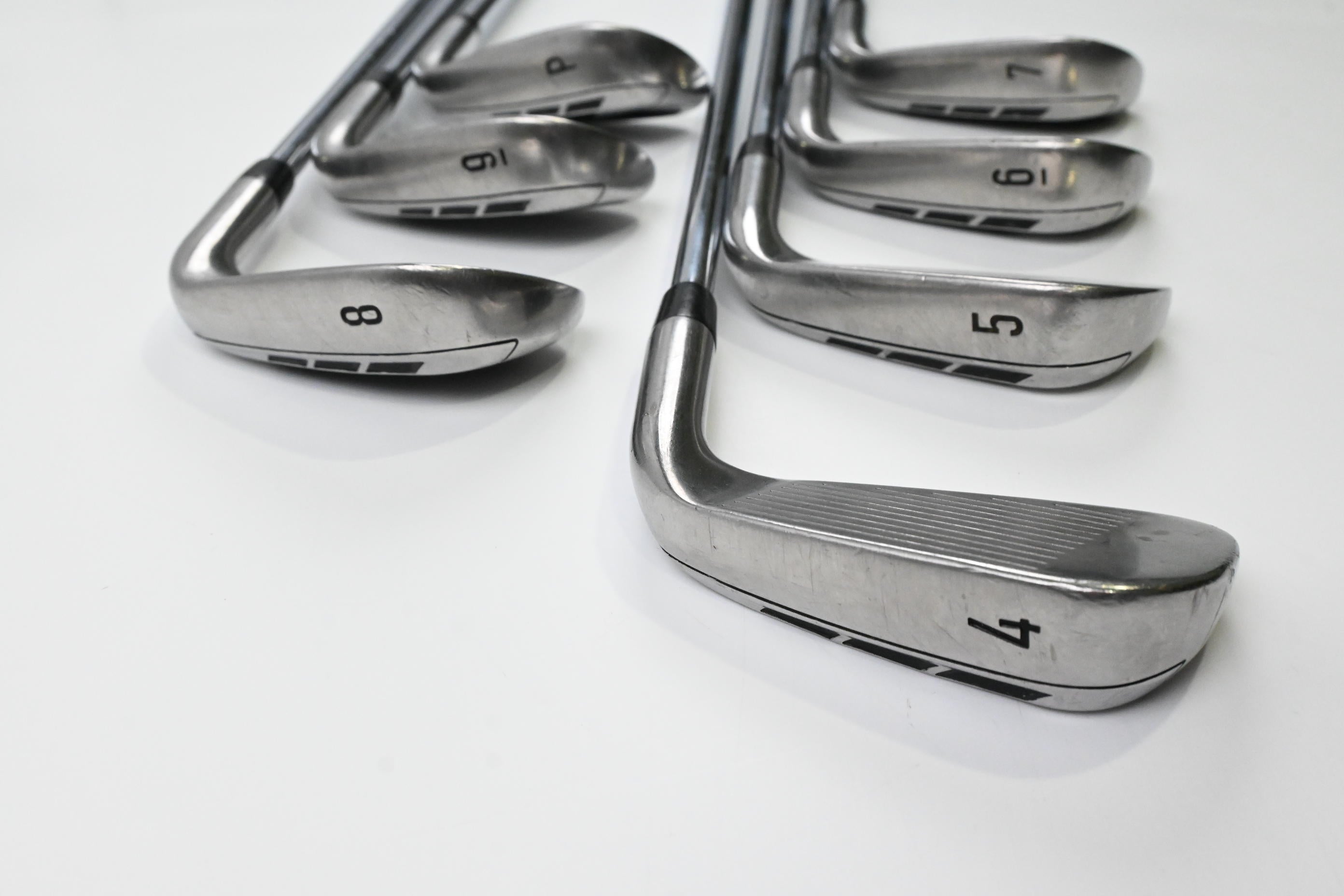 Left Hand Callaway RAZR X Tour Irons / 4-PW / Regular Flex Project X Rifle