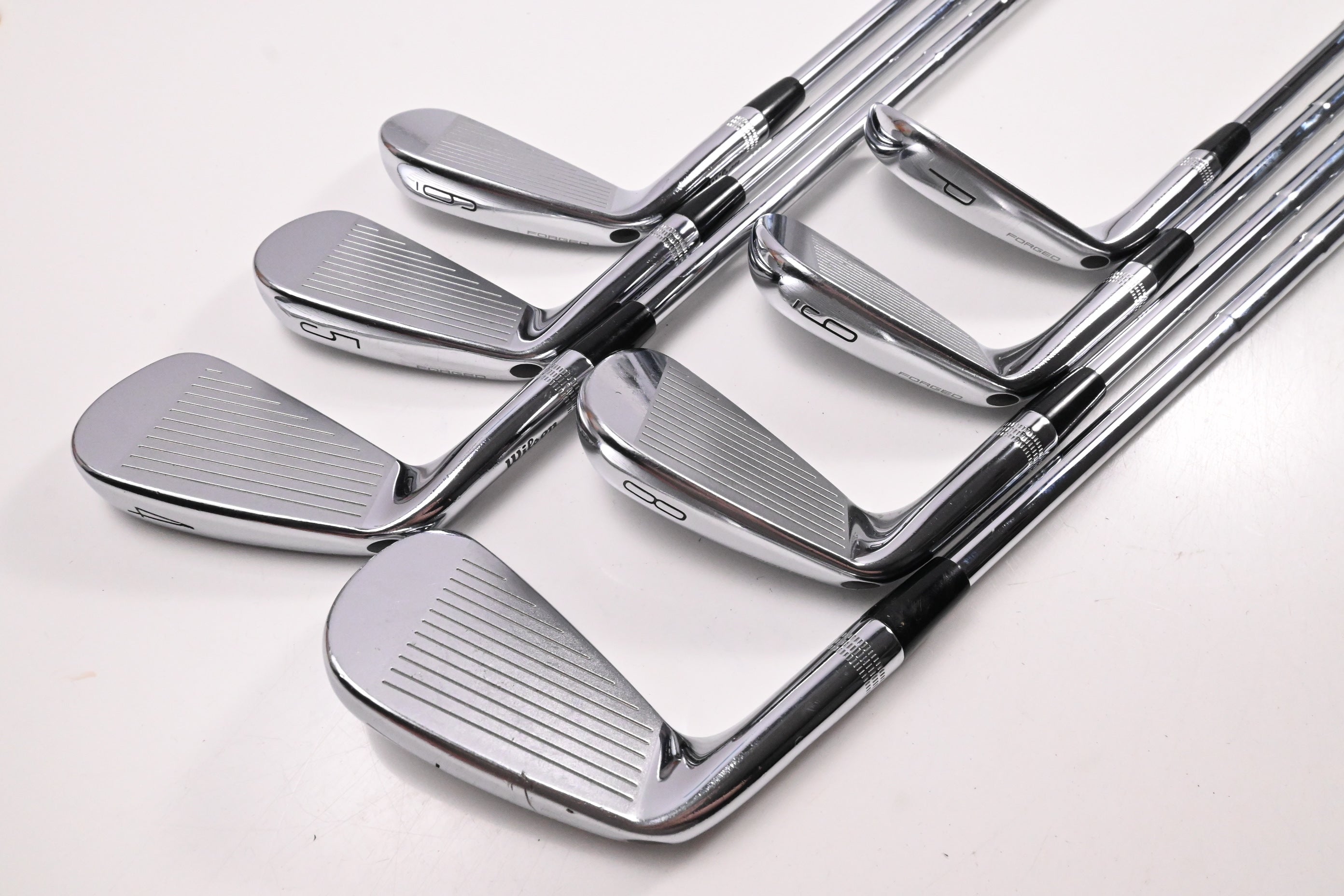 Wilson Staff Model Blade 2024 Irons / 4-PW / Stiff Flex Dynamic Gold Mid 115