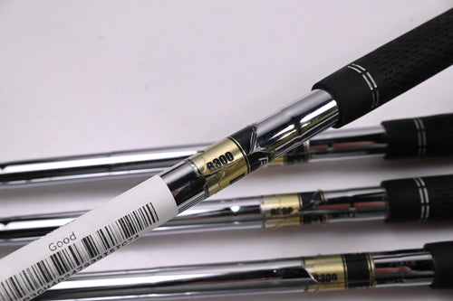Taylormade Tour Preferred TP 2009 Irons / 5-PW / Regular Flex Dynamic Gold R300