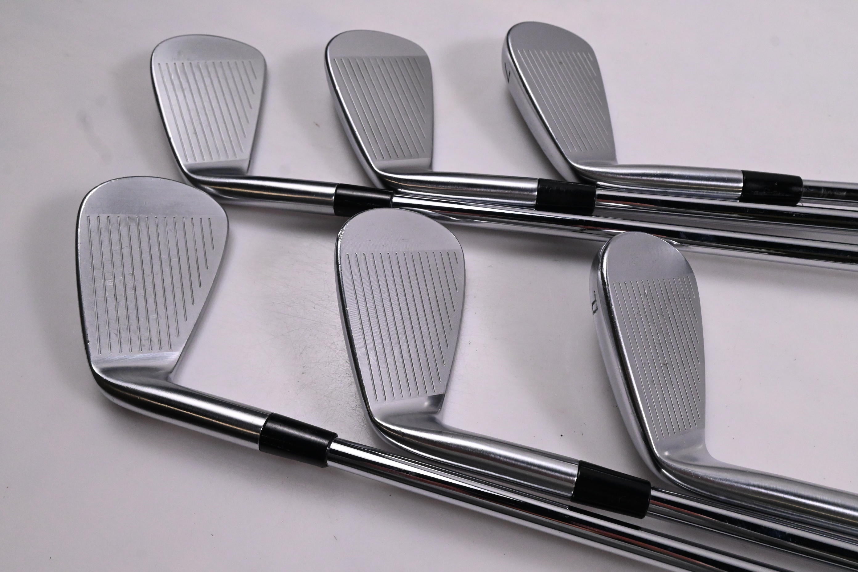 Taylormade P.7CB Irons / 5-PW / X-Flex Project X LZ 125 Shafts