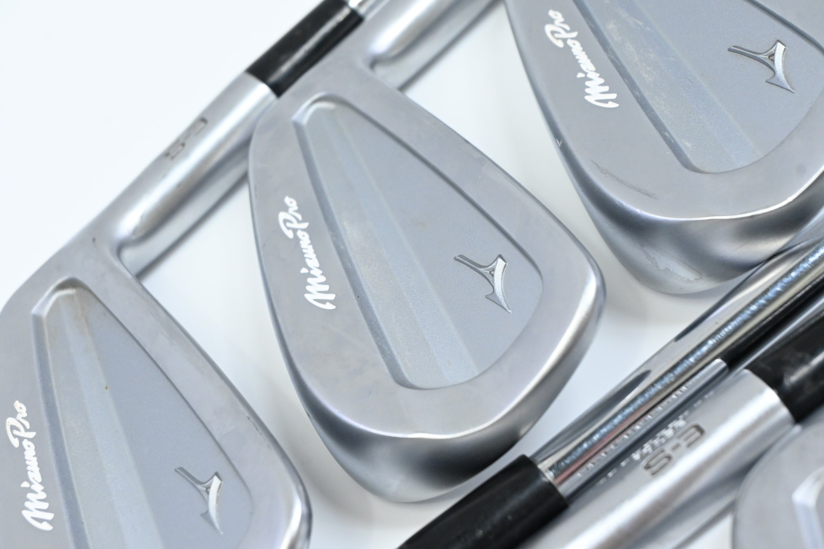 Mizuno Pro S-3 Irons / 4-PW / Stiff Flex Project X Rifle Shafts