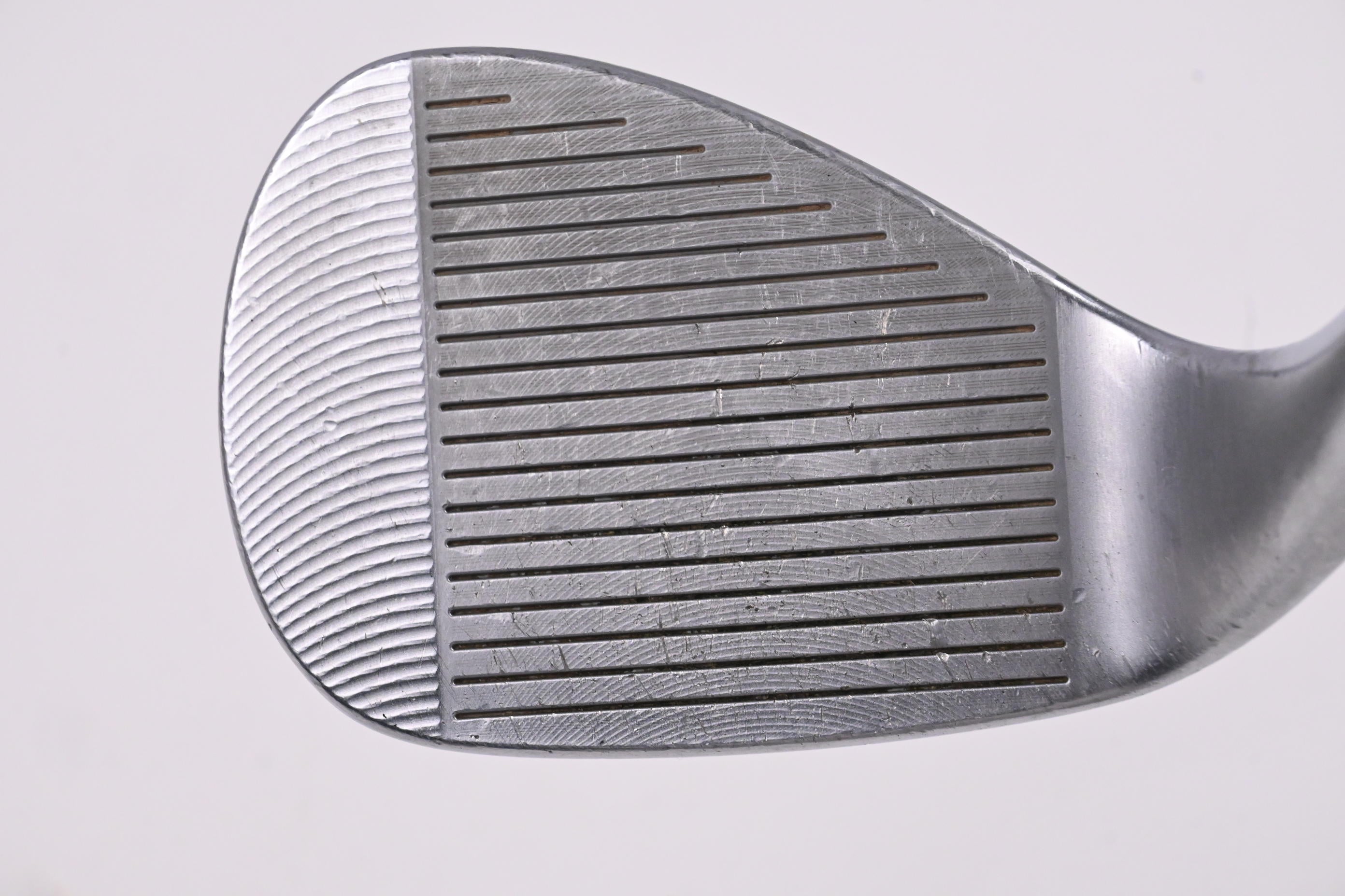 Cleveland RTZ Sand Wedge / 54 Degree / Wedge Flex Dynamic Gold Spinner Shaft