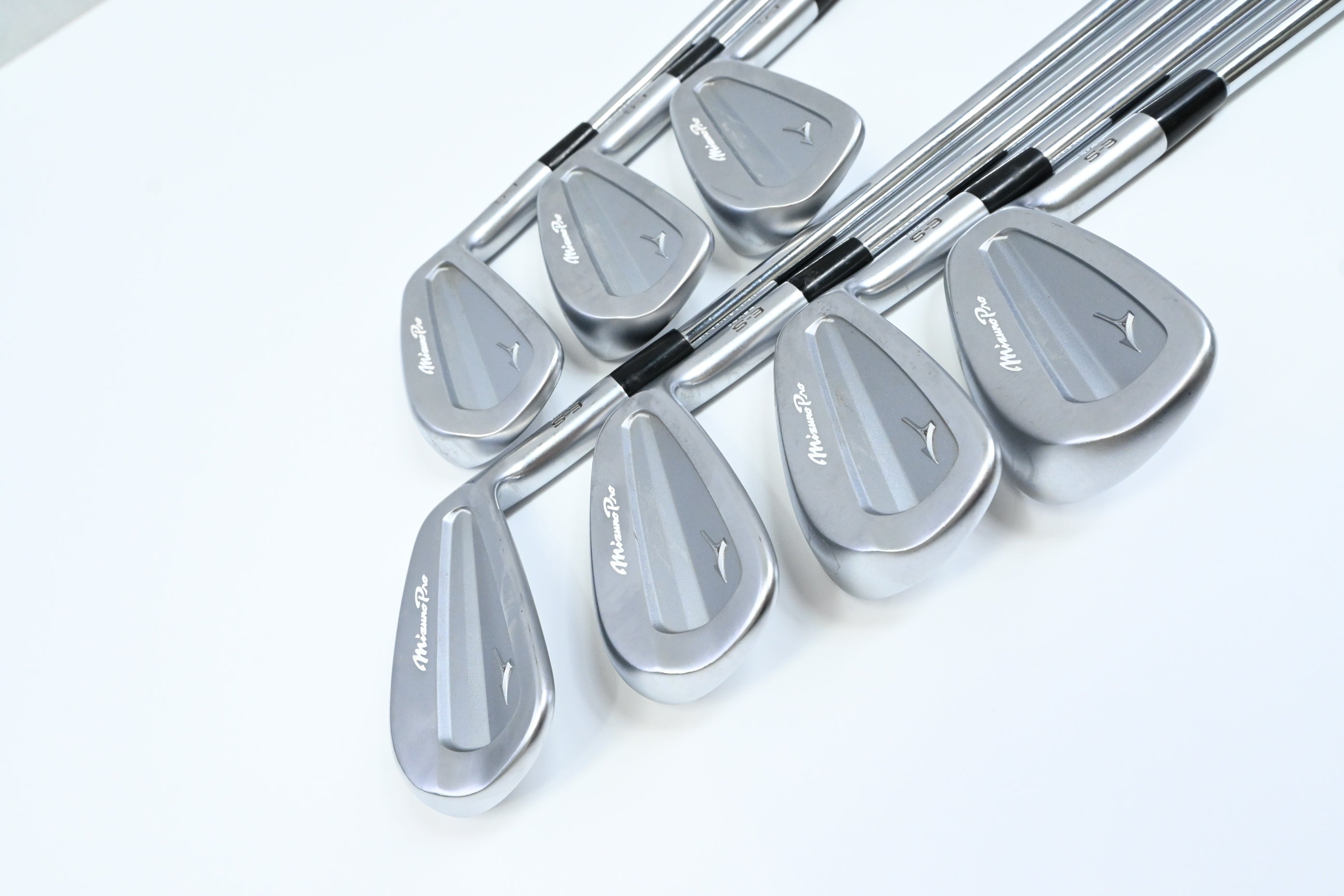 Mizuno Pro S-3 Irons / 4-PW / Stiff Flex Project X Rifle Shafts