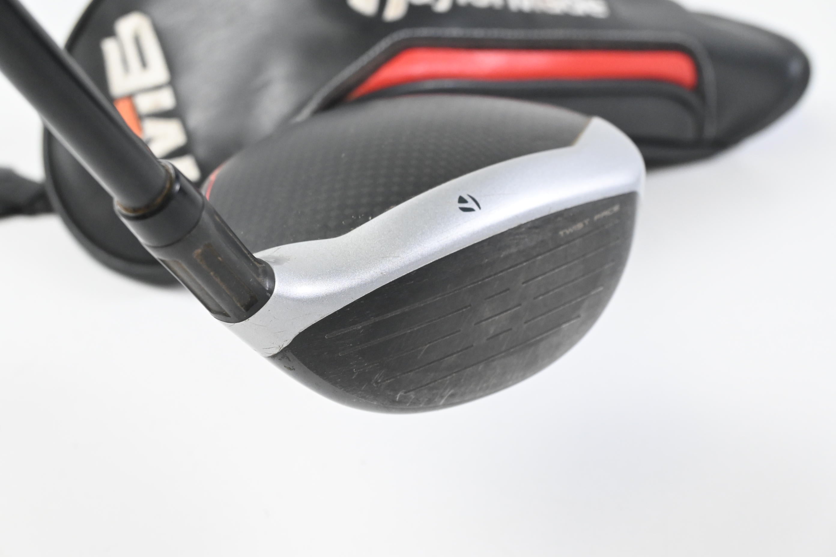 Left Hand Taylormade M6 #3 Wood / 15 Degree / Regular Flex Fujikura Atmos Red 5