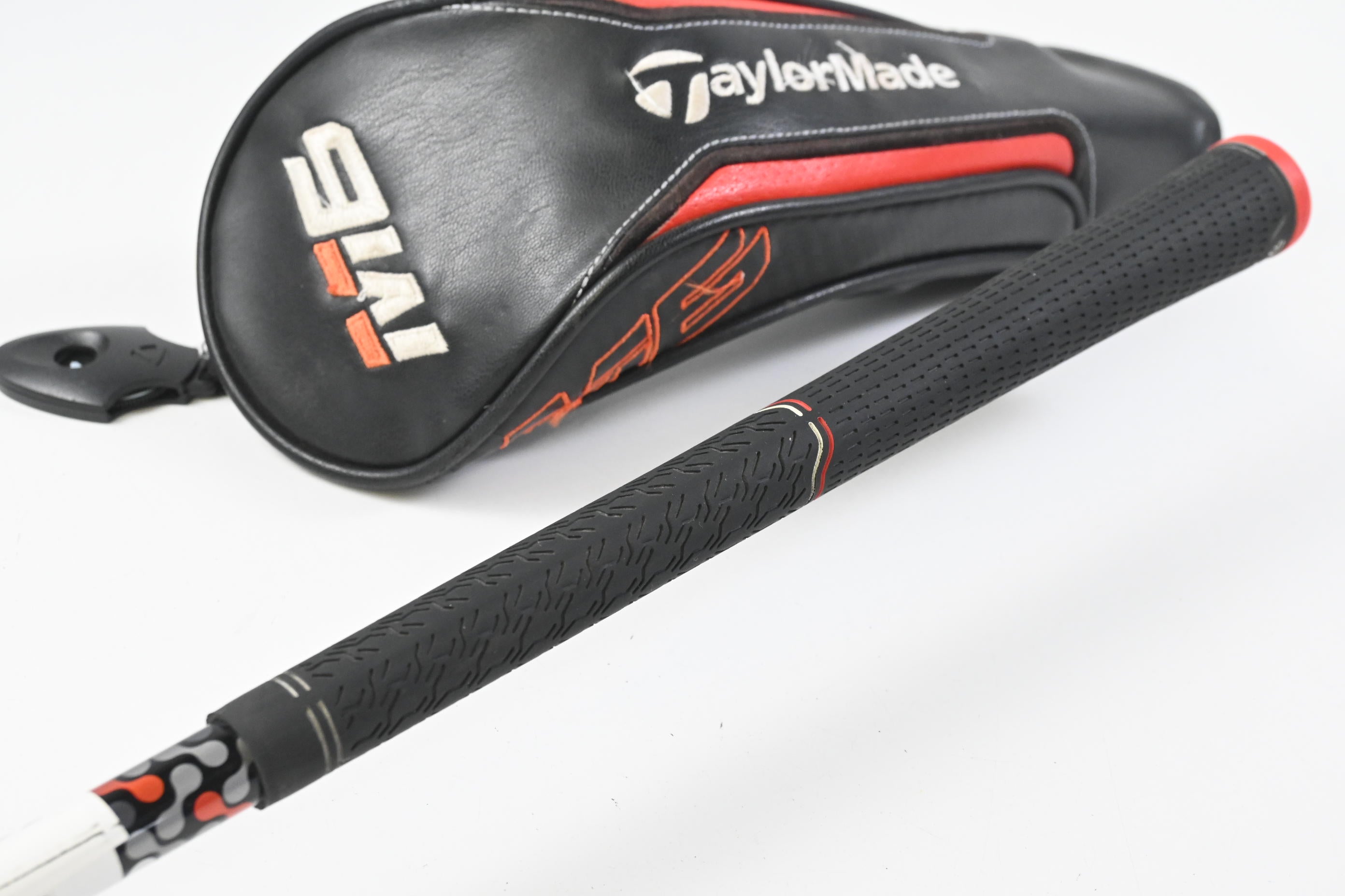 Left Hand Taylormade M6 #3 Wood / 15 Degree / Regular Flex Fujikura Atmos Red 5