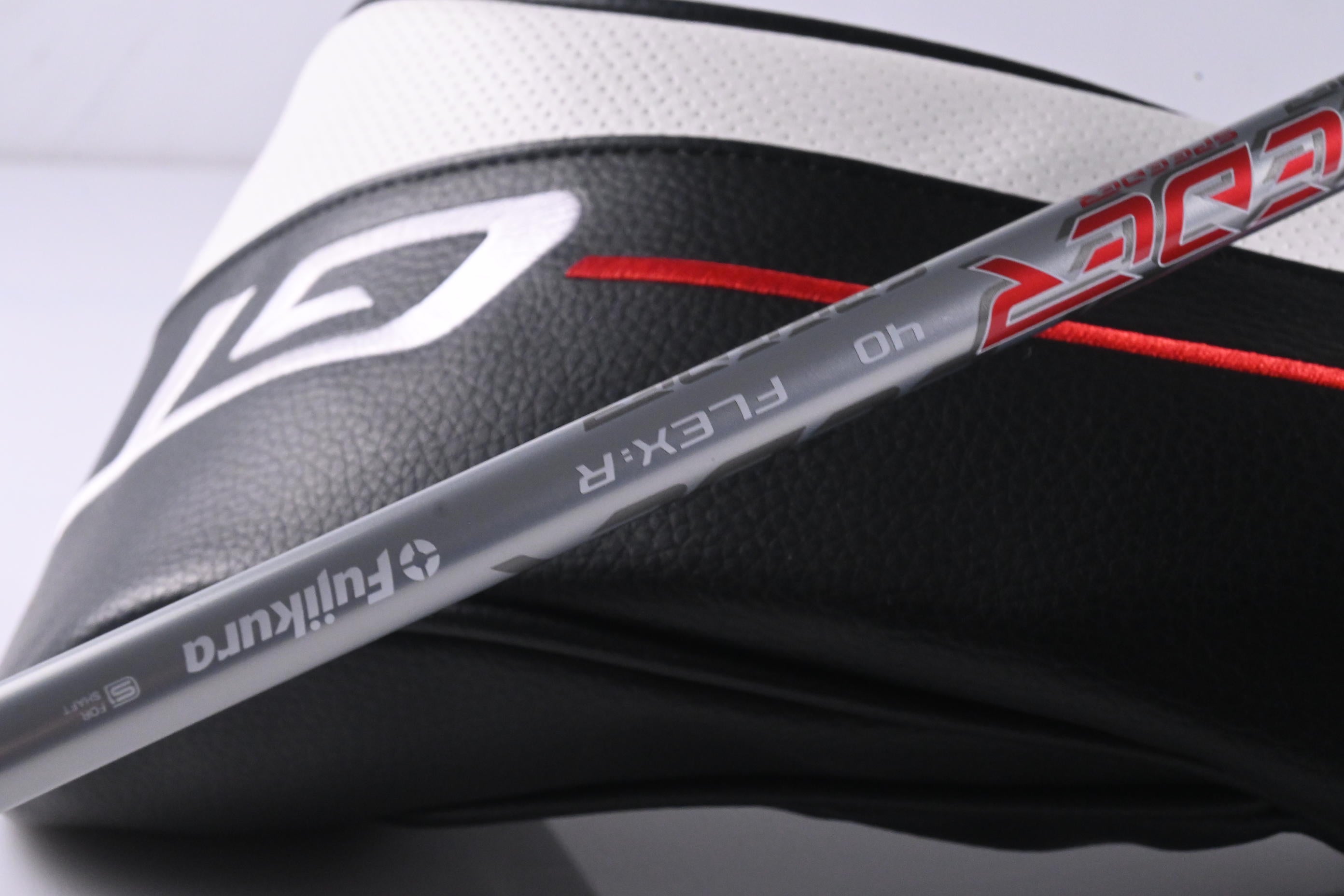 Titleist GT1 Driver / 12 Degree / Regular Flex Fujikura Air Speeder 40 Shaft