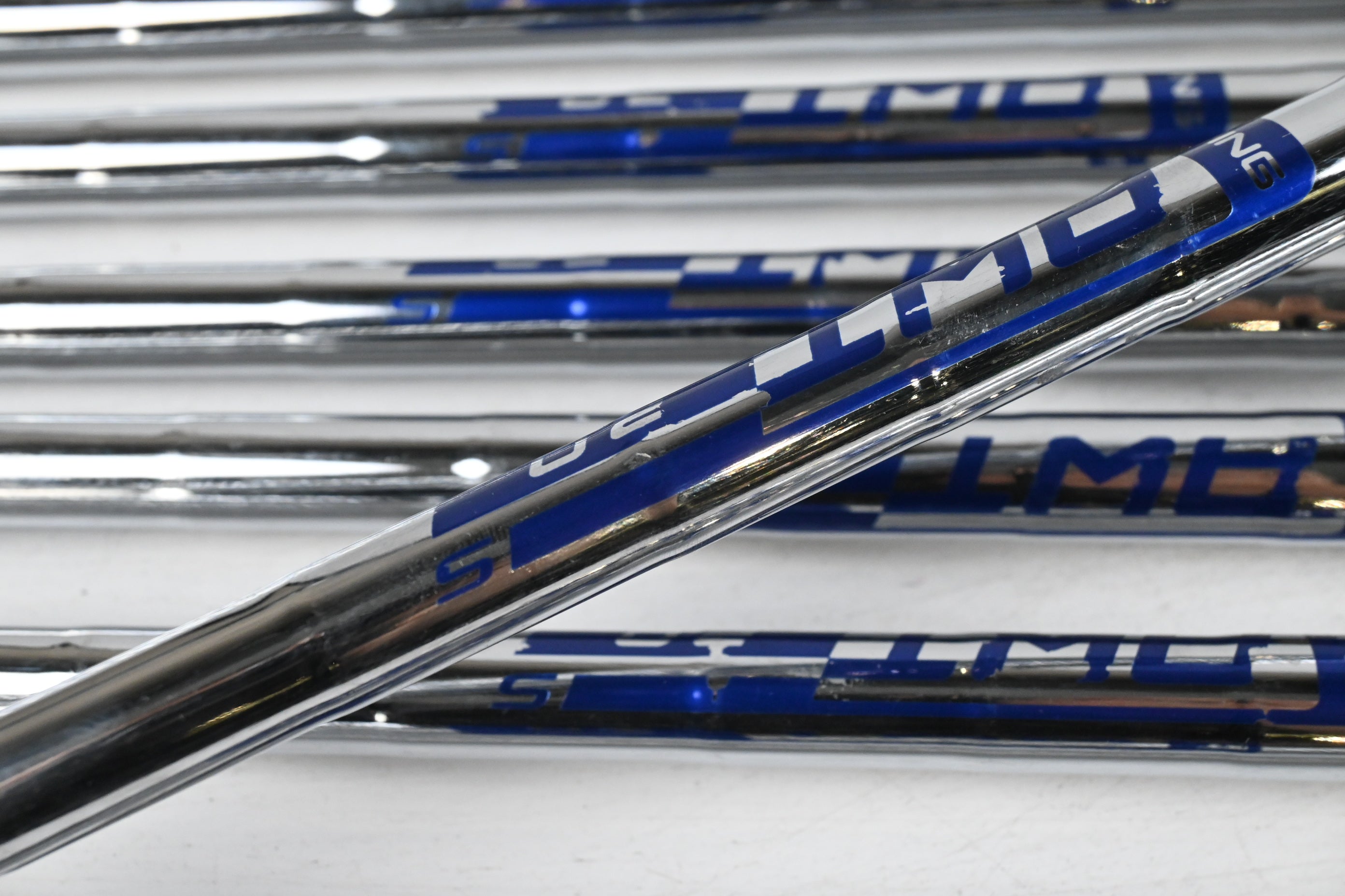 Ping G400 Irons / 6-PW+SW+LW / White Dot / Stiff Flex Ping AWT 2.0 Shafts