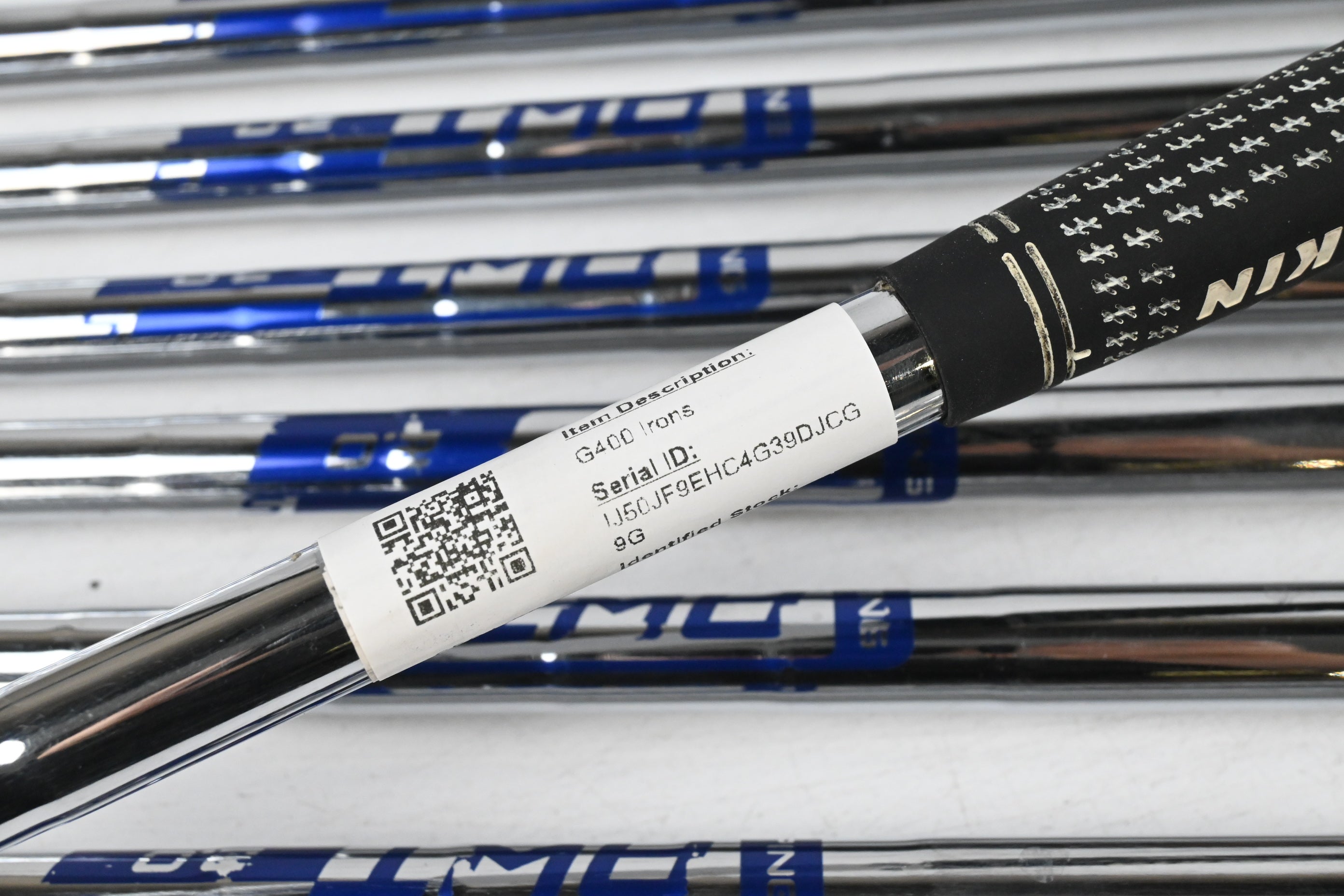 Ping G400 Irons / 6-PW+SW+LW / White Dot / Stiff Flex Ping AWT 2.0 Shafts