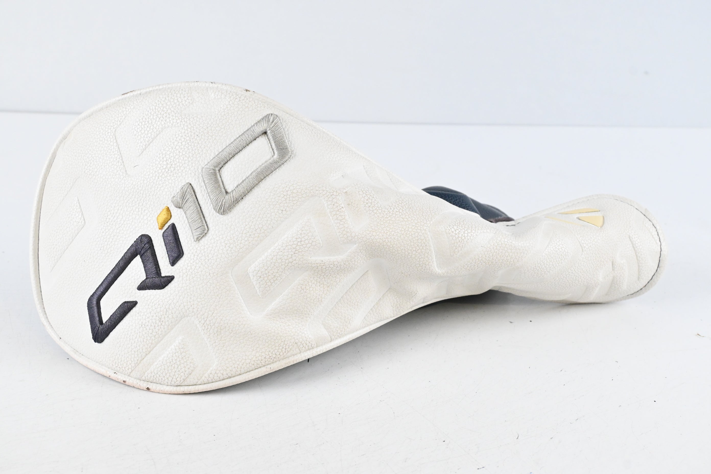 Taylormade Qi10 LS Driver / 10.5 Degree / Regular Flex Fujikura Atmos Red 5