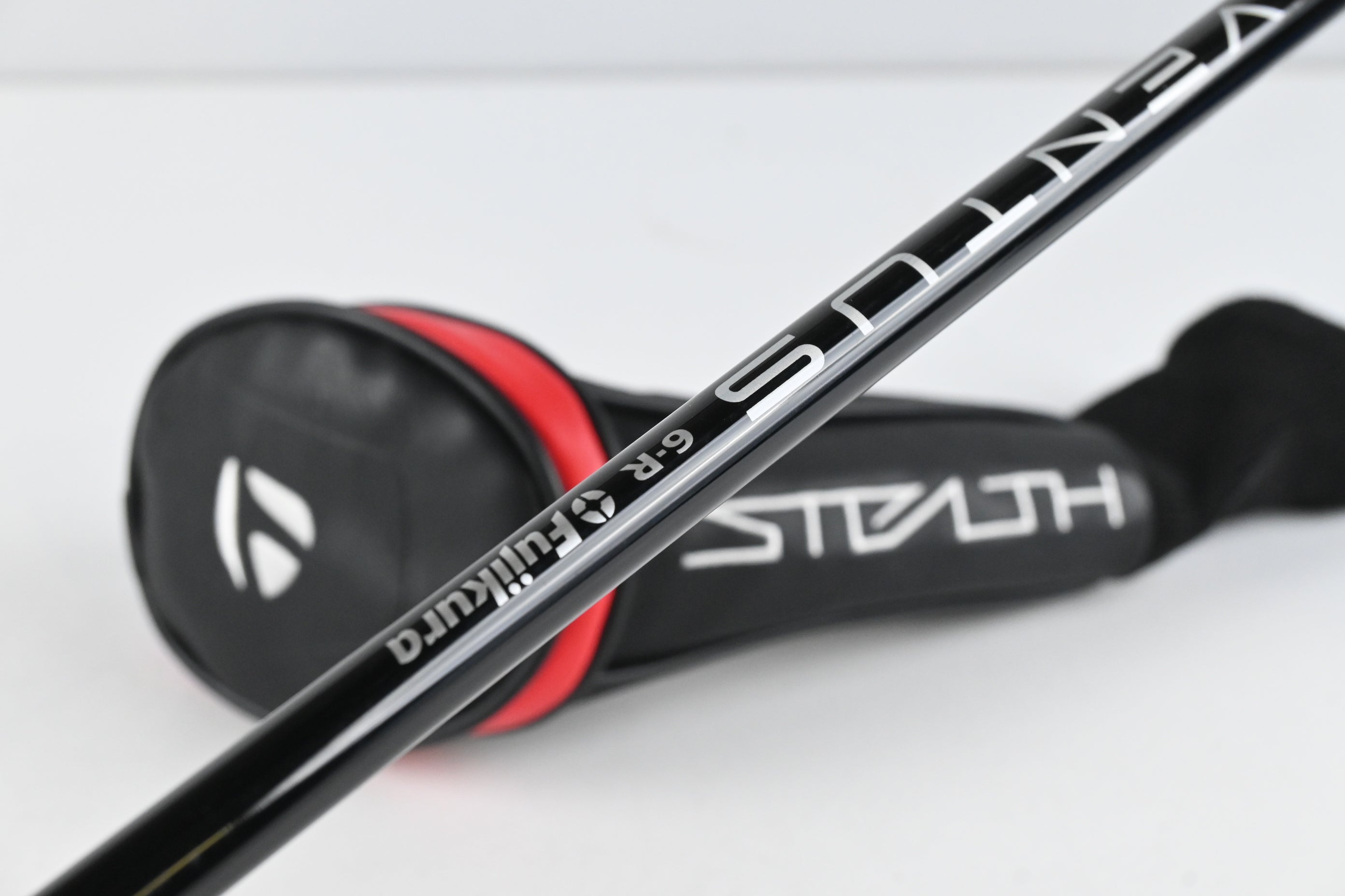 Taylormade Stealth #3 Hybrid / 19 Degree / Regular Flex Fujikura Ventus 6 Shaft