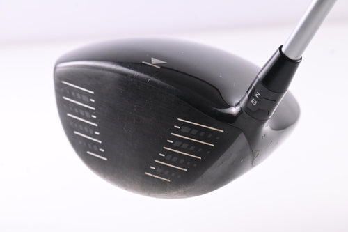Titleist 913 D2 Driver / 9.5 Degree / Regular Flex Fujikura Air Speeder 40 Shaft