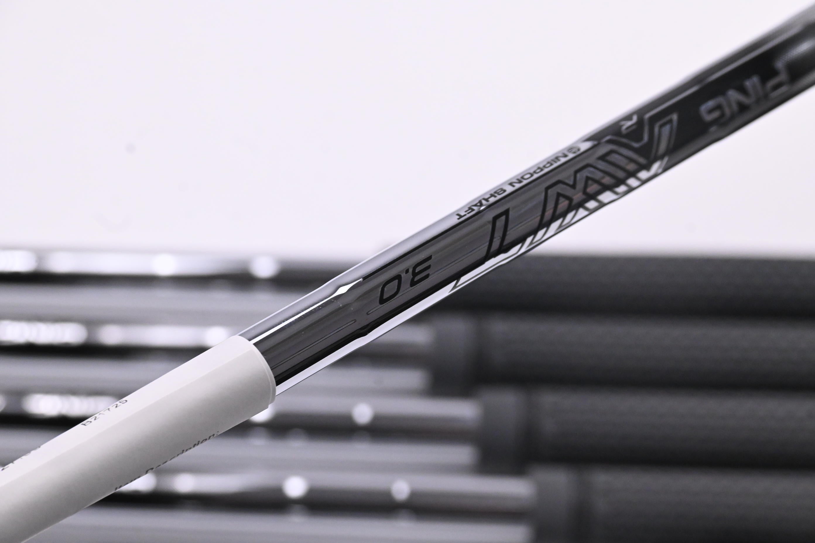 Ping i540 Irons / 5-PW / Black Dot / Regular Flex Ping AWT 3.0 Shafts
